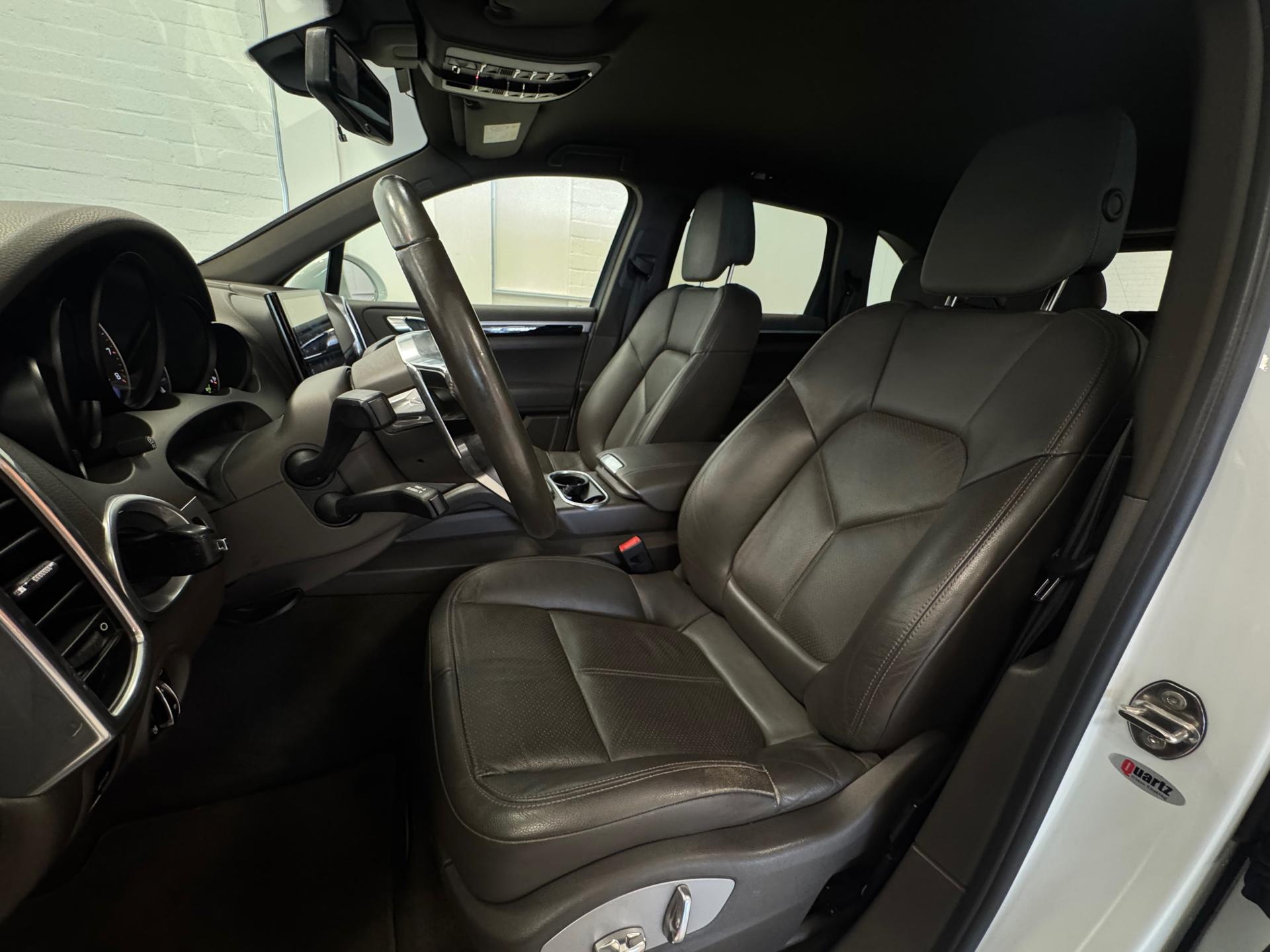 Foto van Porsche Cayenne S Hybrid