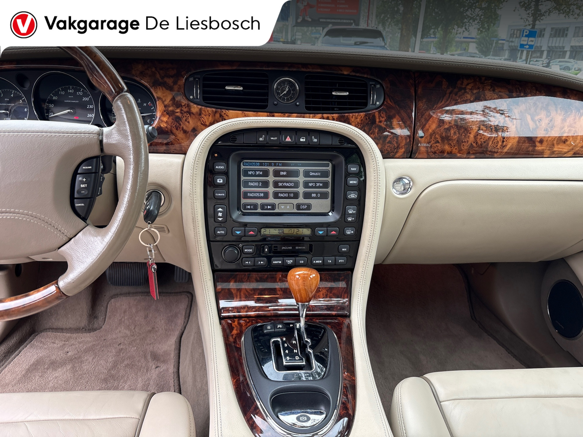Foto van Jaguar XJ