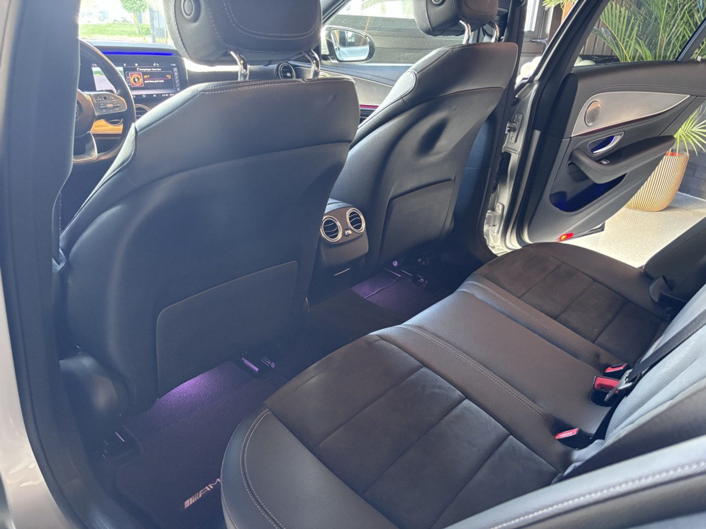 Foto van Mercedes-Benz E 200
