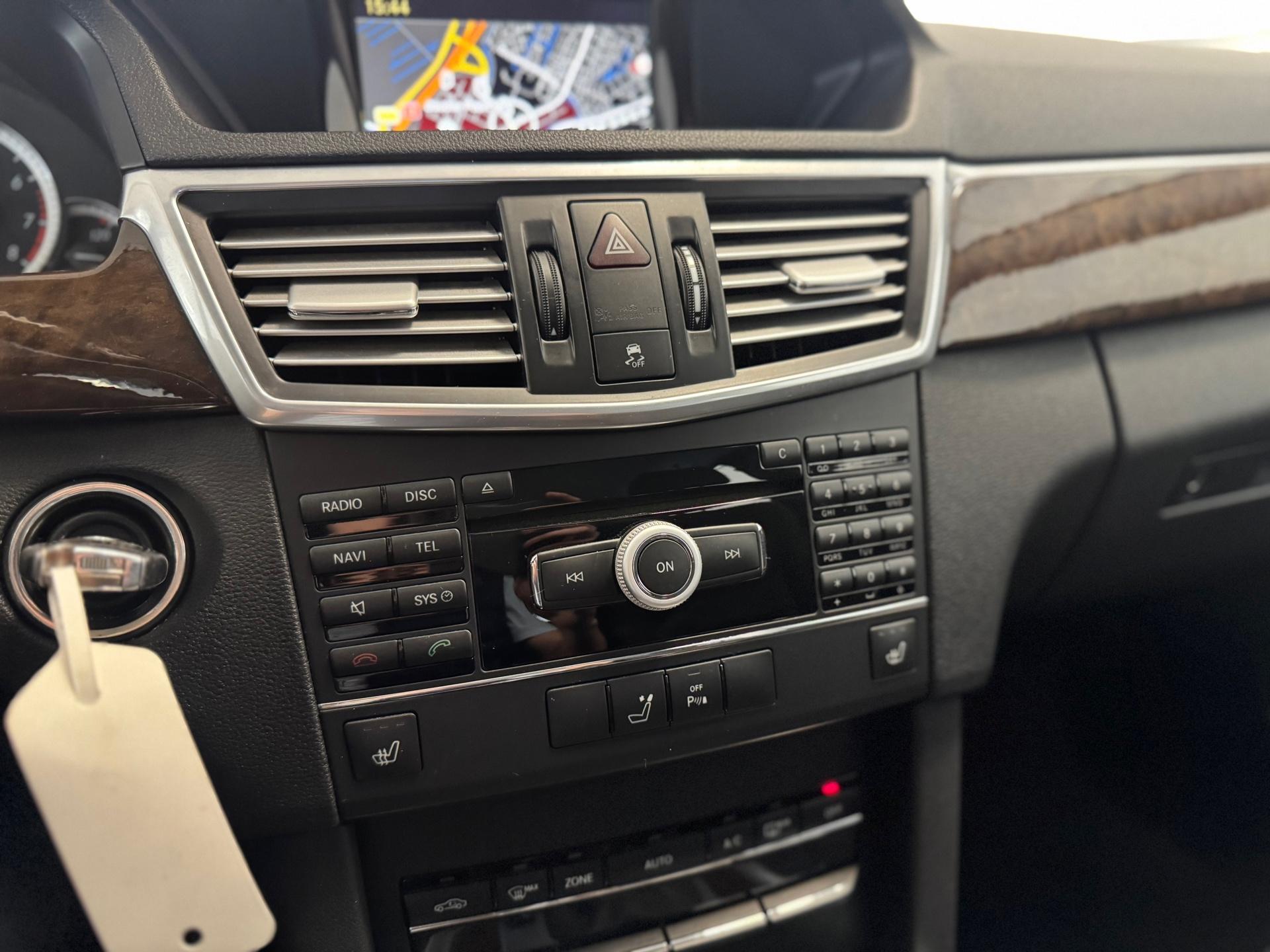 Foto van Mercedes-Benz E 250 Cgi