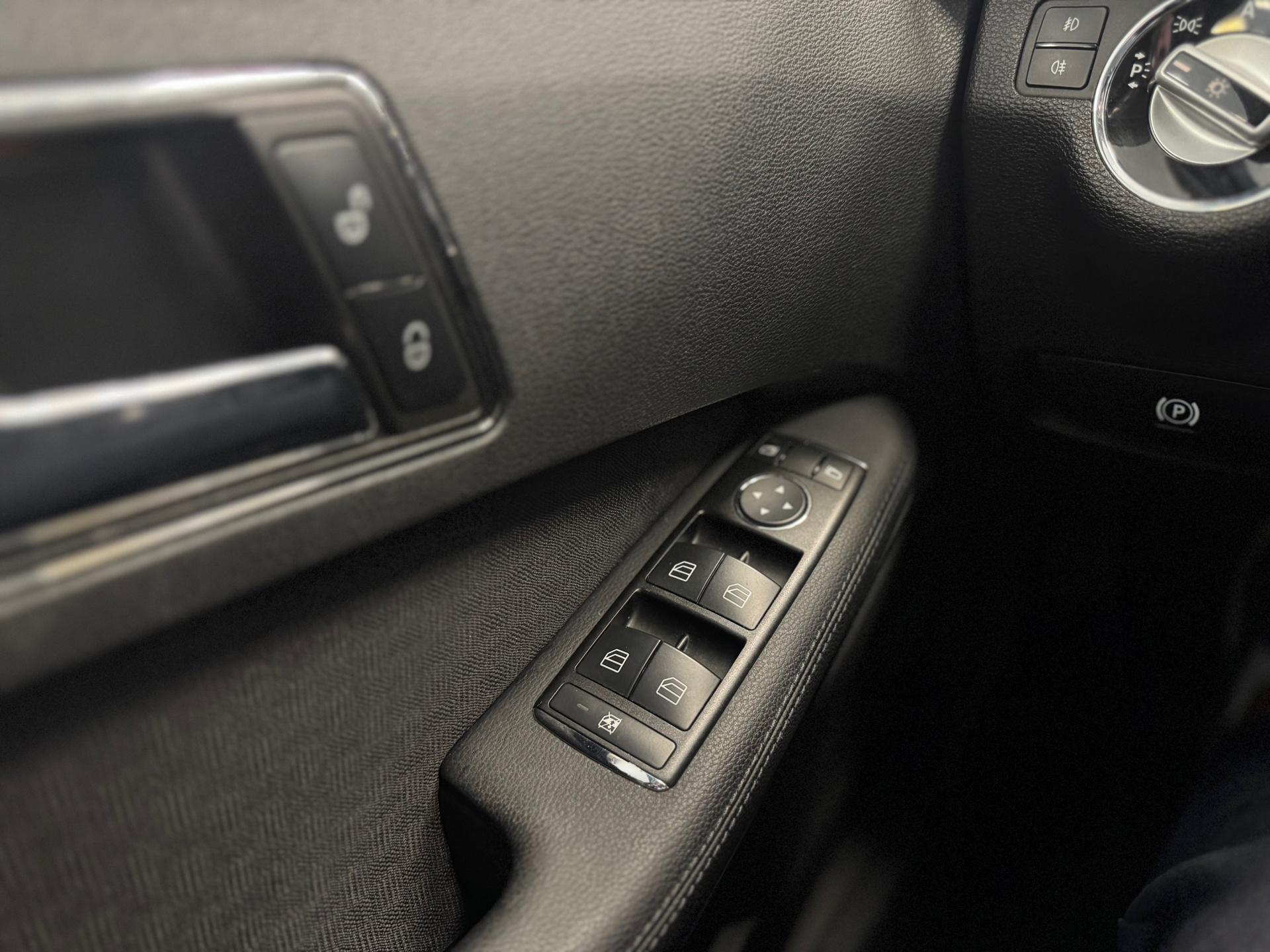 Foto van Mercedes-Benz E 250 Cgi