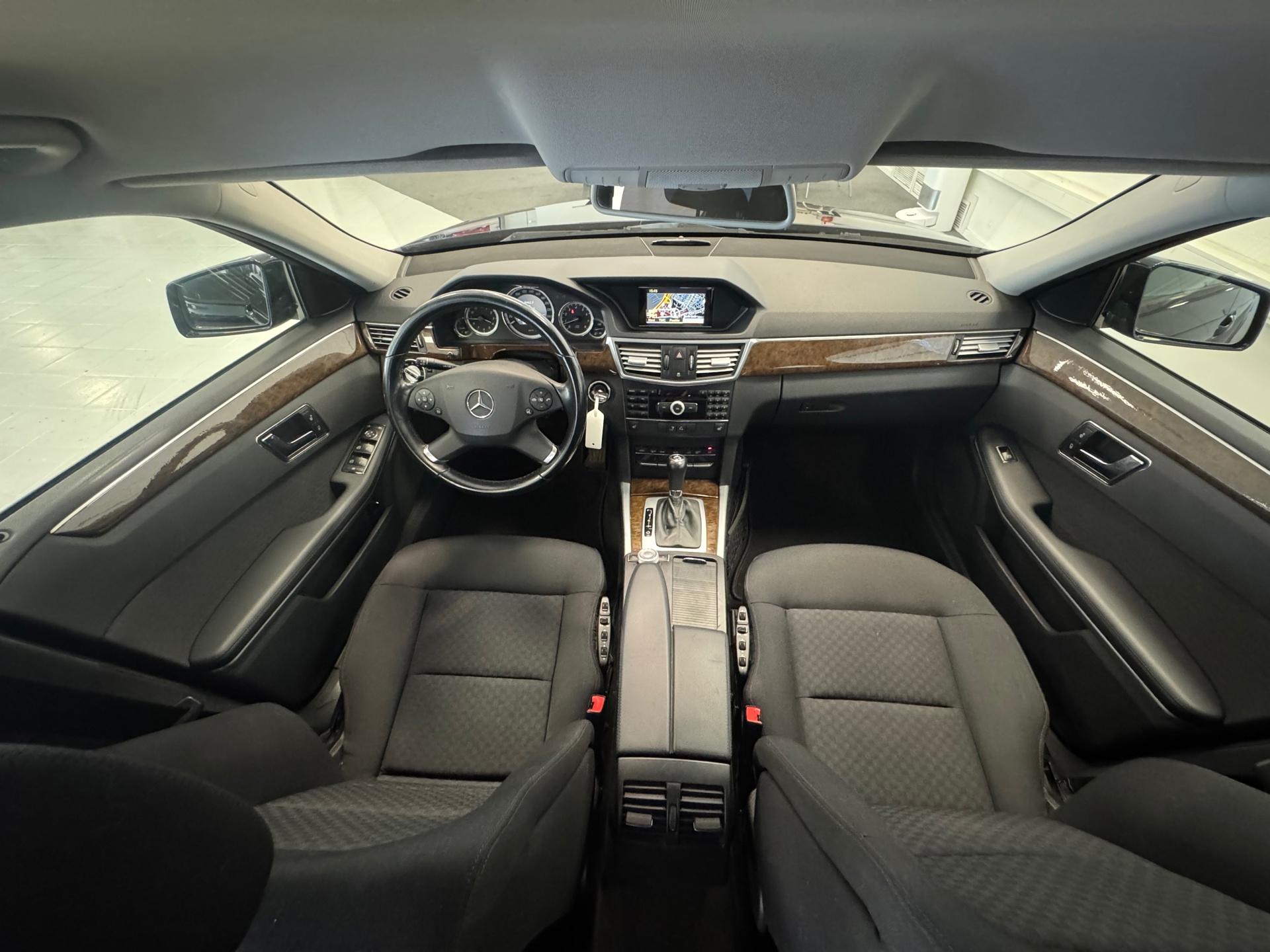Foto van Mercedes-Benz E 250 Cgi