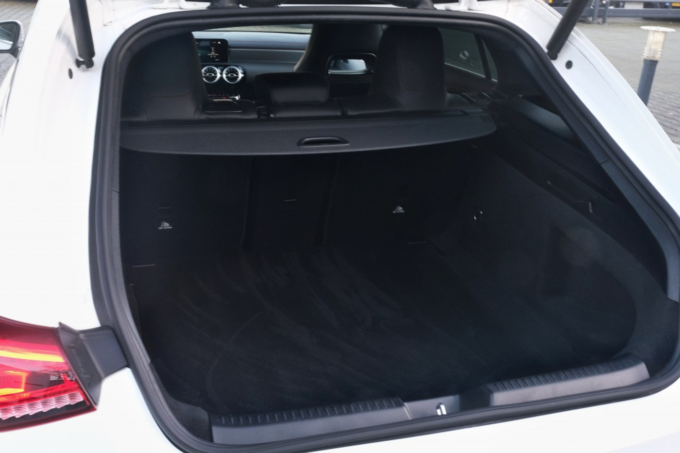 Foto van Mercedes-Benz Cla 180