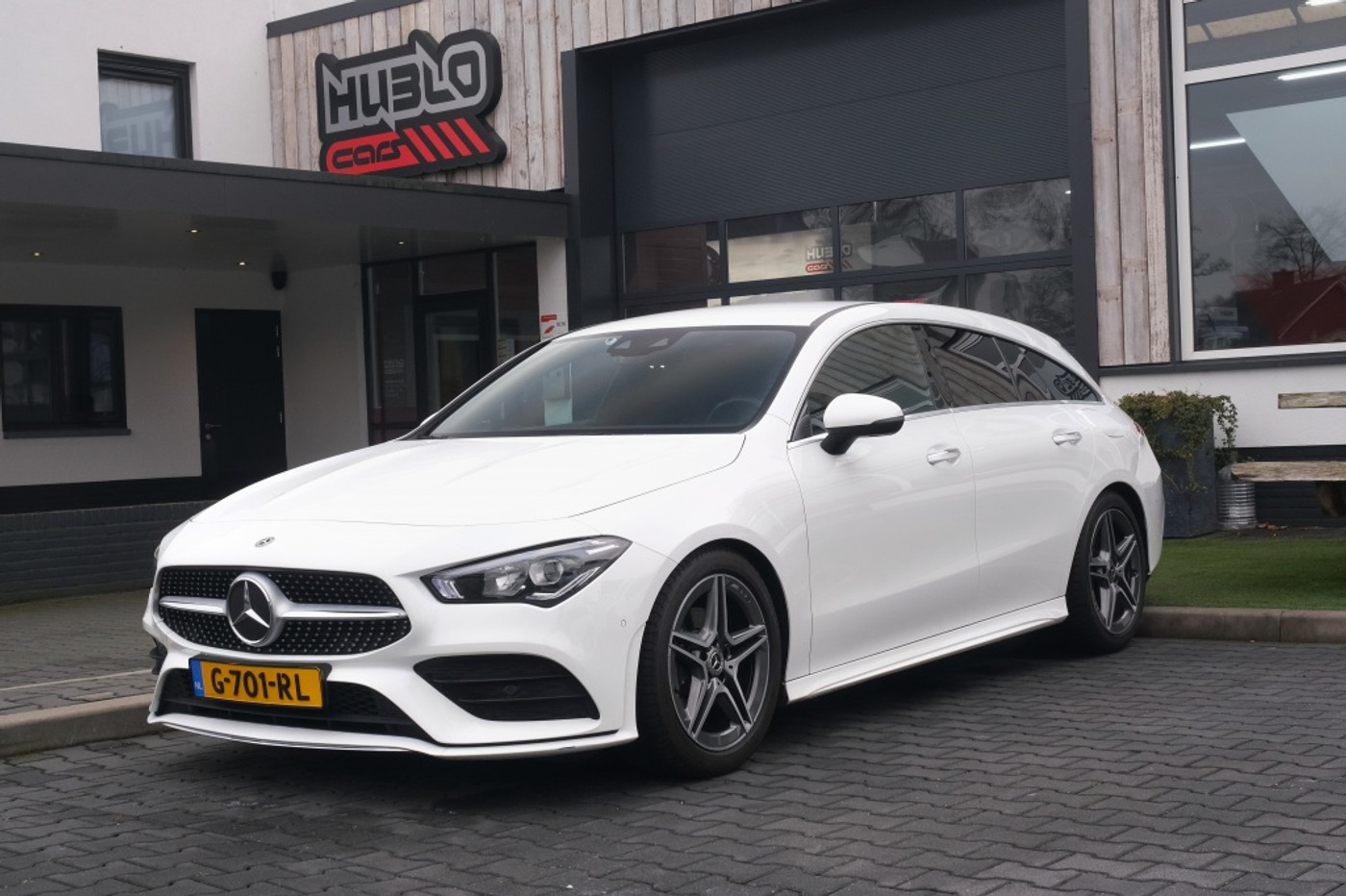Mercedes-Benz Cla 180 180 AMG-Line Camera, Navi, Burmester 2019 - voorkant