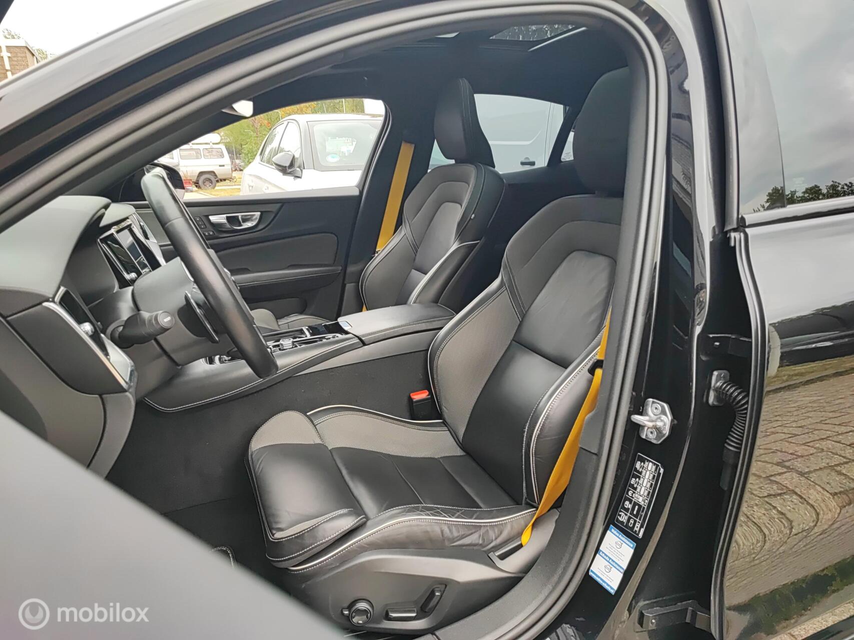 Foto van Volvo S60 T8 Twin Engine