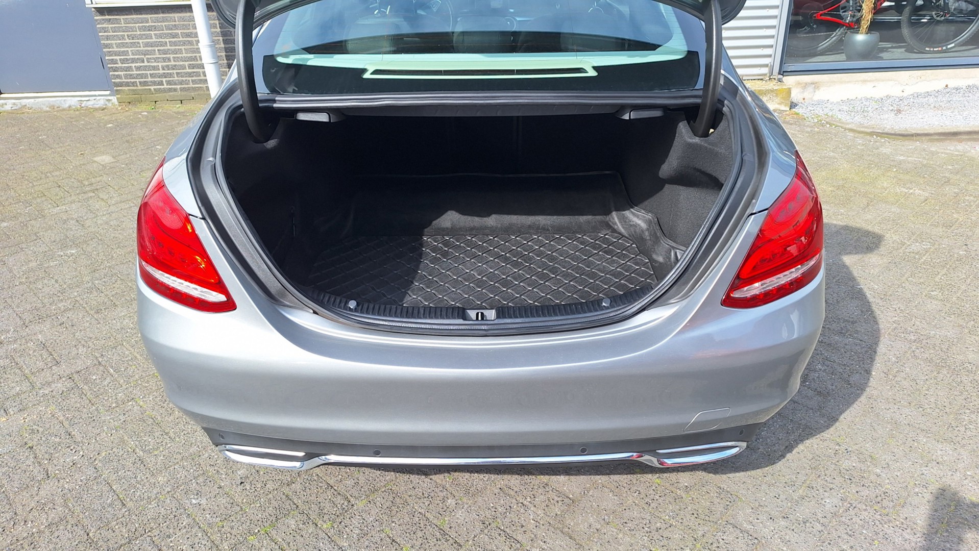 Foto van Mercedes-Benz C 180 Bluetec
