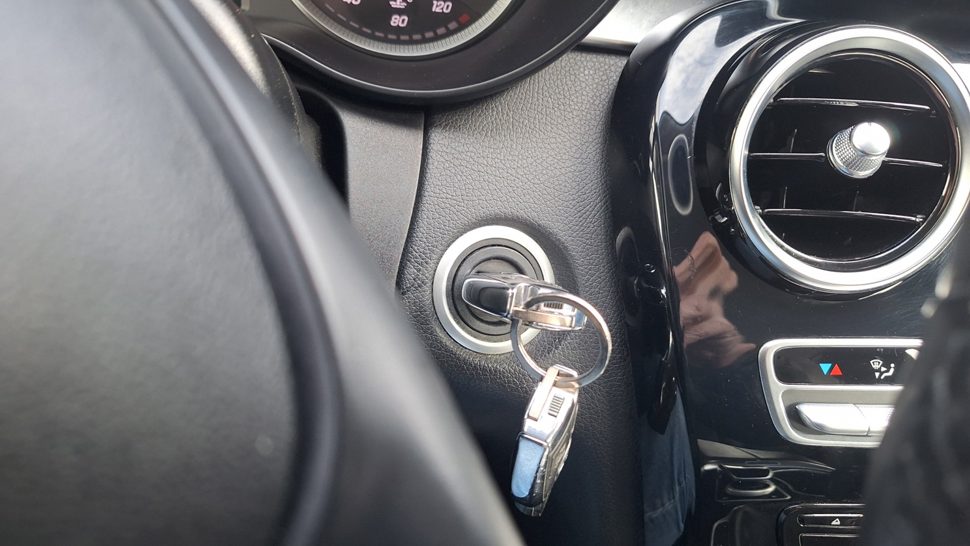 Foto van Mercedes-Benz C 180 Bluetec