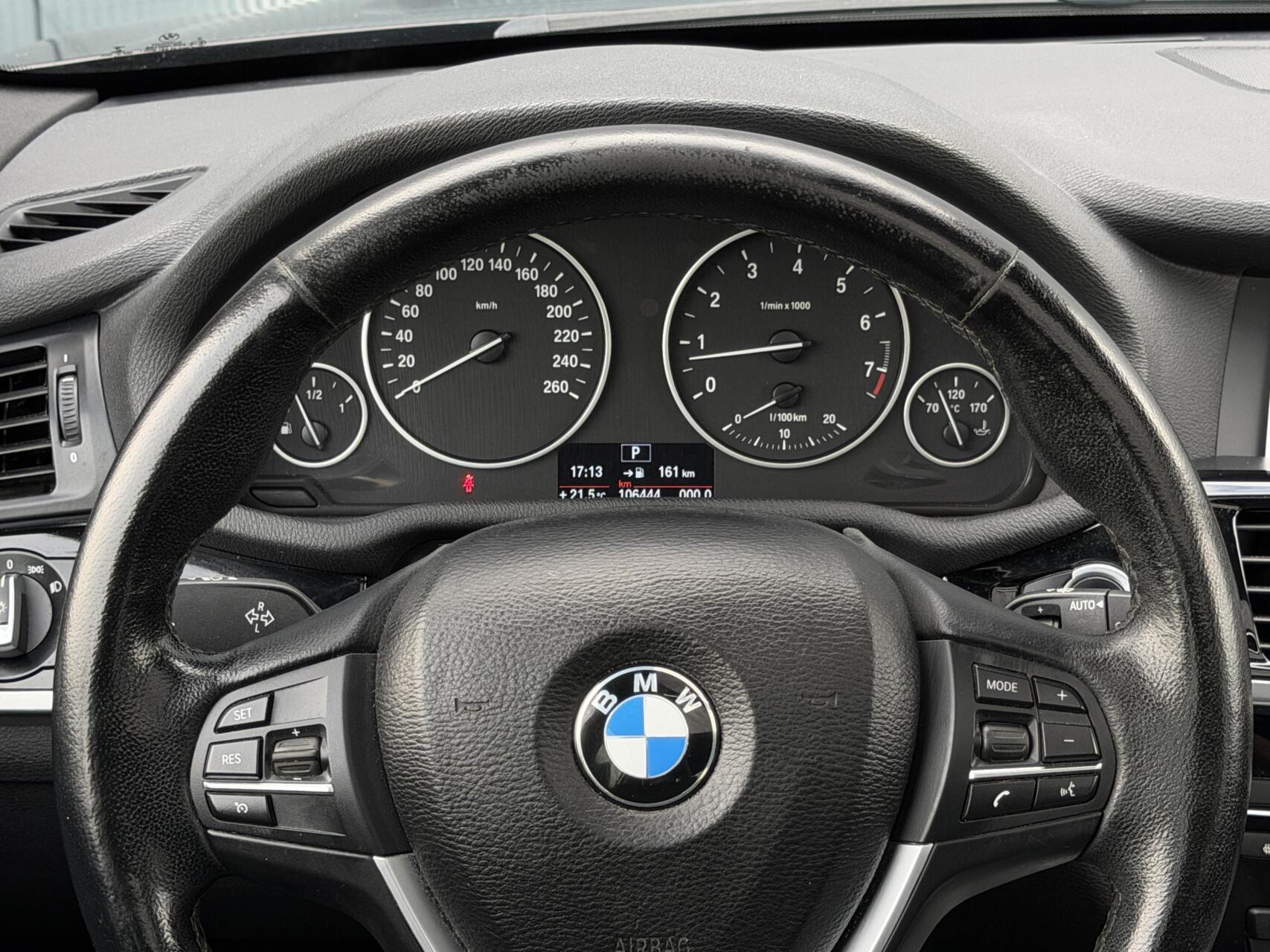 Foto van BMW X3 Xdrive28i
