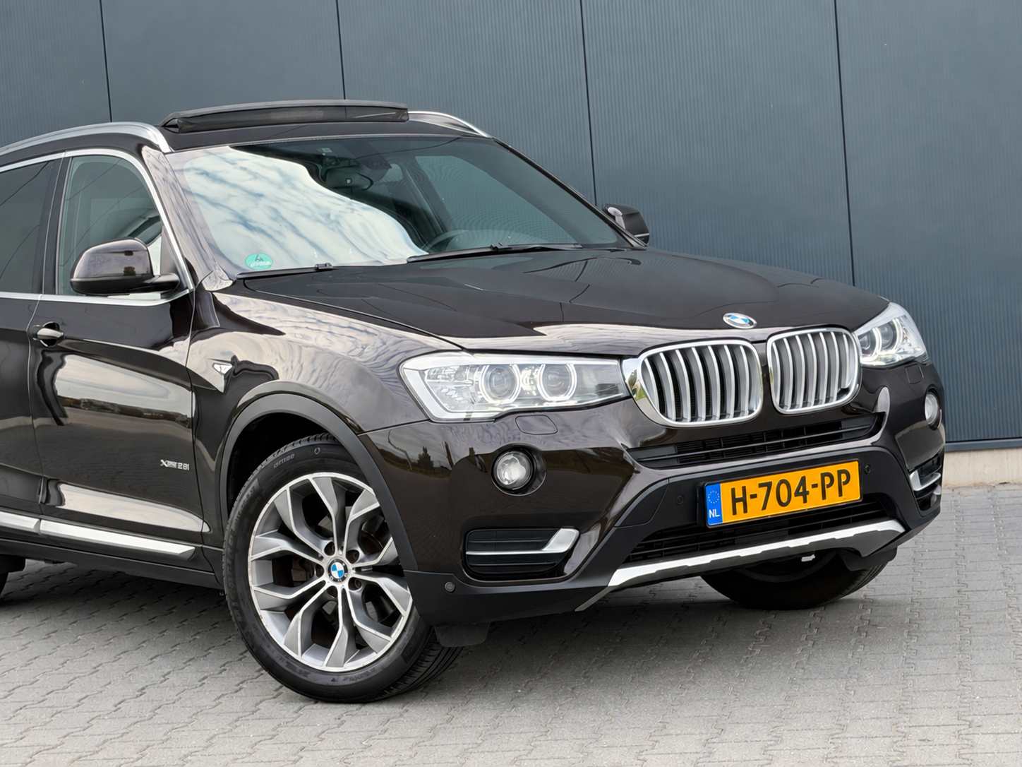 Foto van BMW X3 Xdrive28i