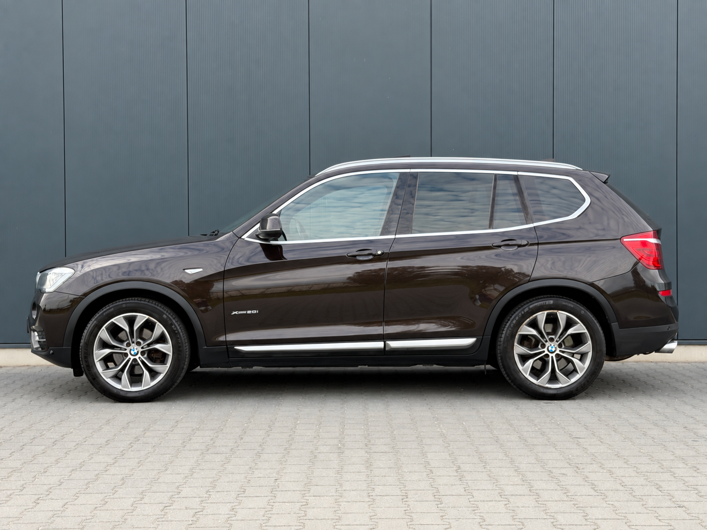 Foto van BMW X3 Xdrive28i