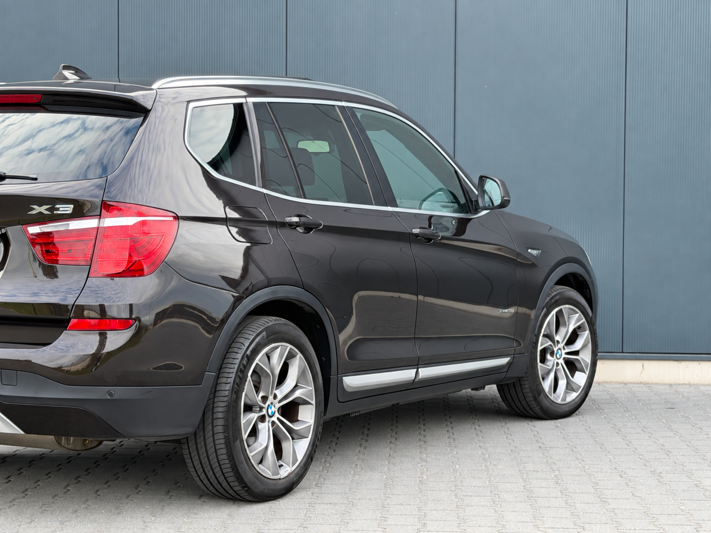 Foto van BMW X3 Xdrive28i