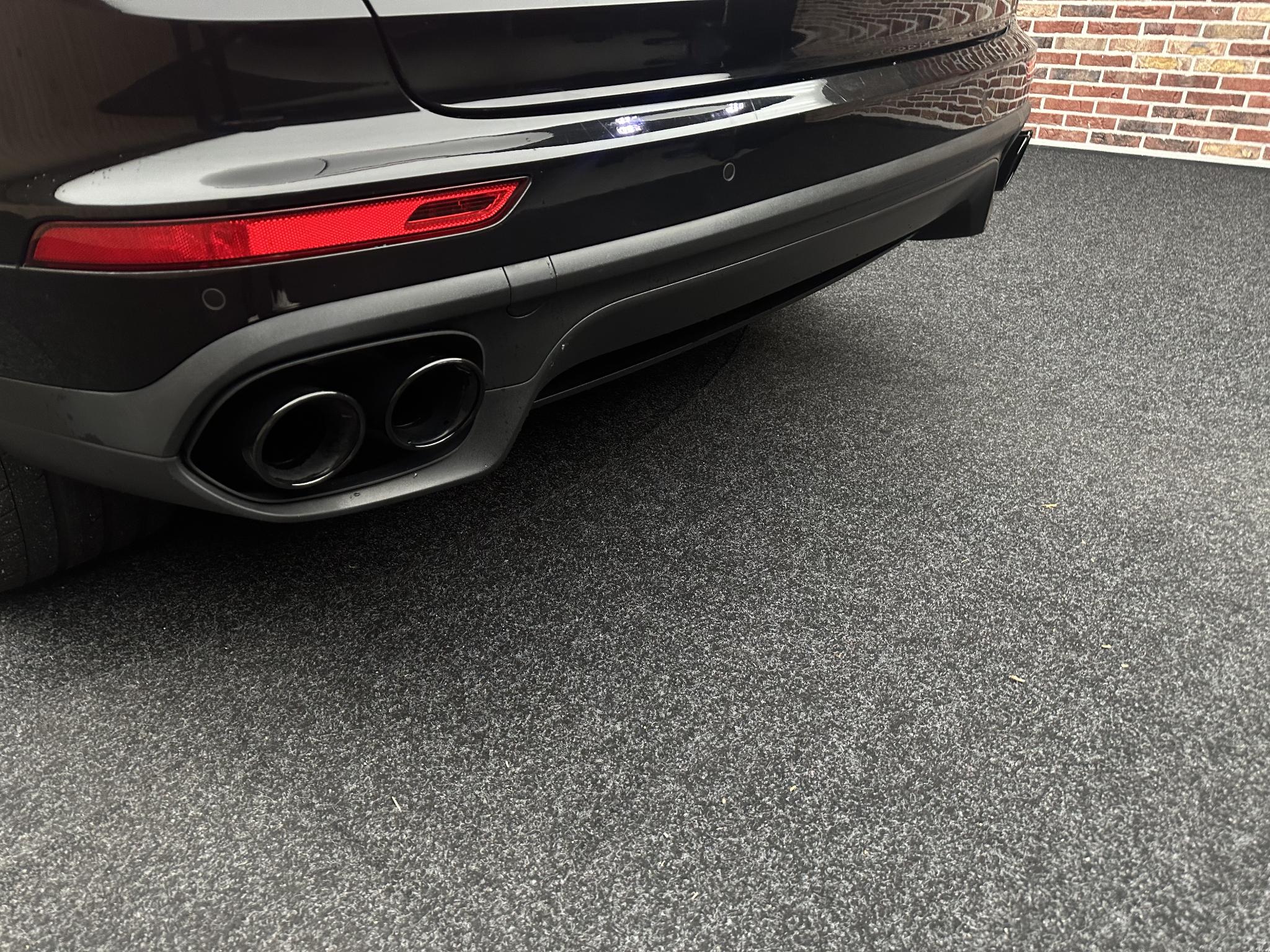 Foto van Porsche Cayenne S E-hybrid