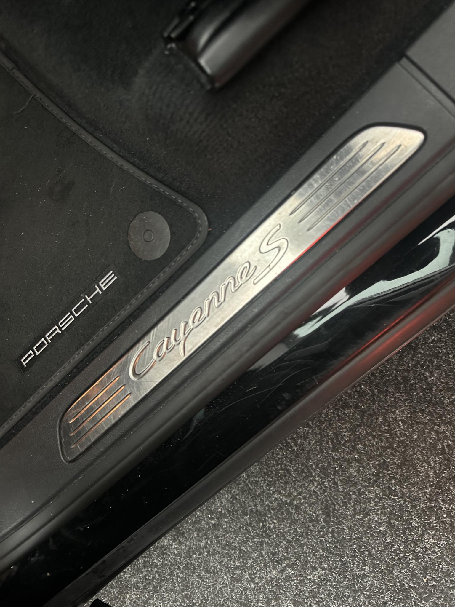 Foto van Porsche Cayenne S E-hybrid