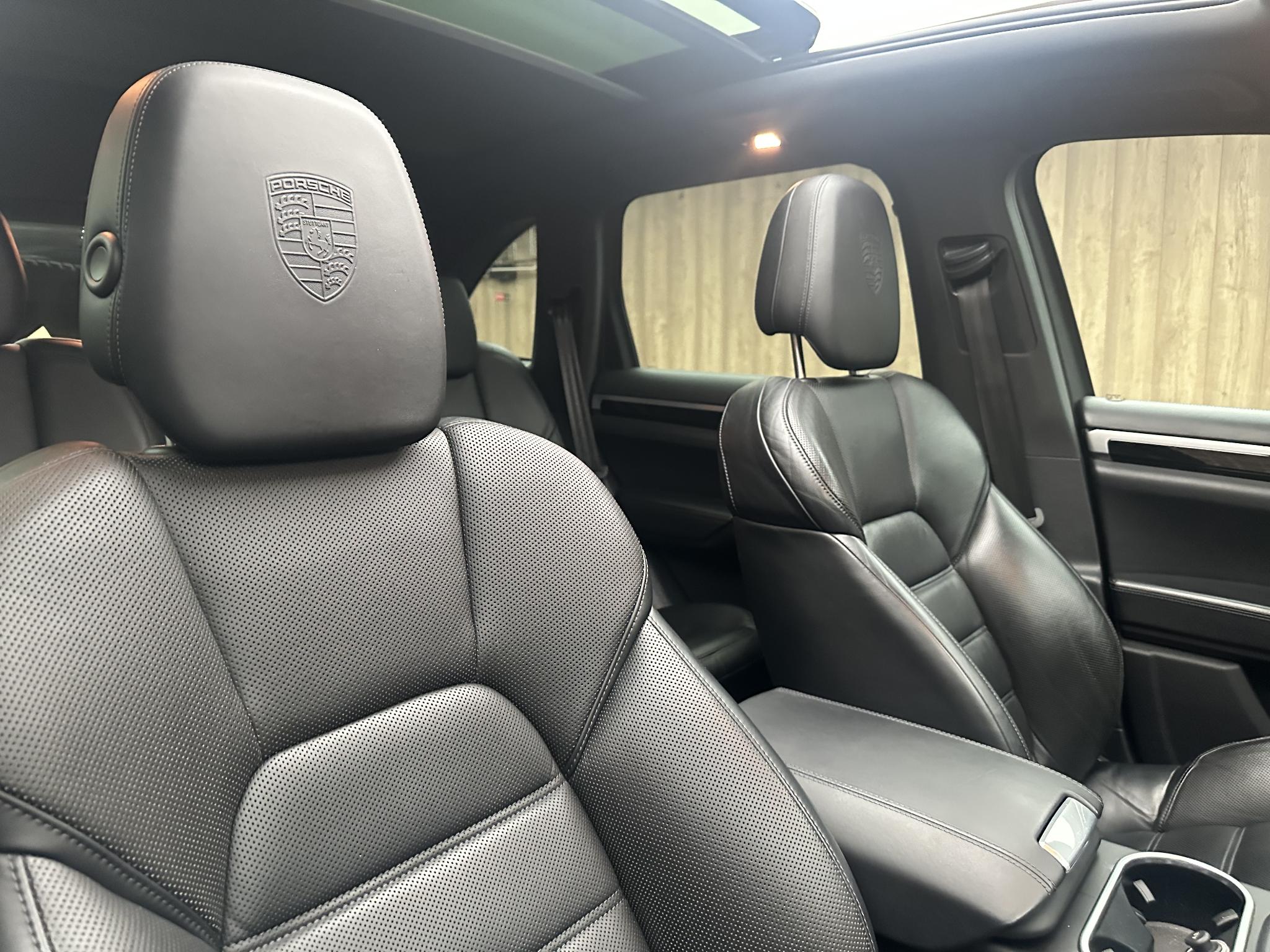 Foto van Porsche Cayenne S E-hybrid