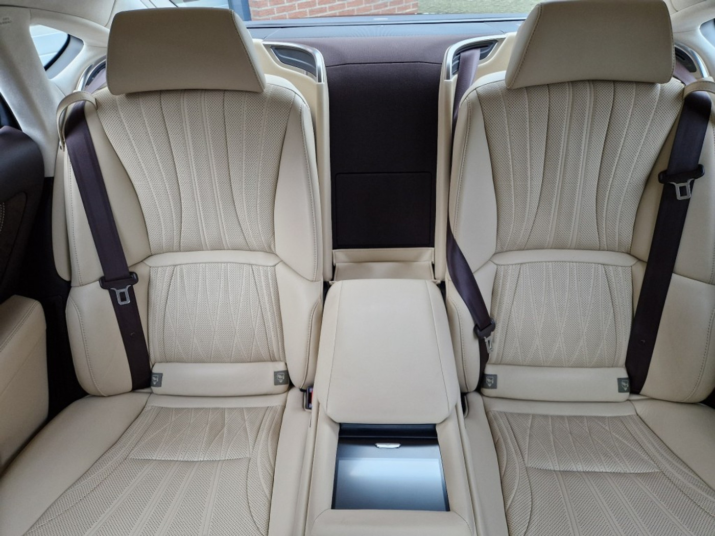 Foto van Lexus LS