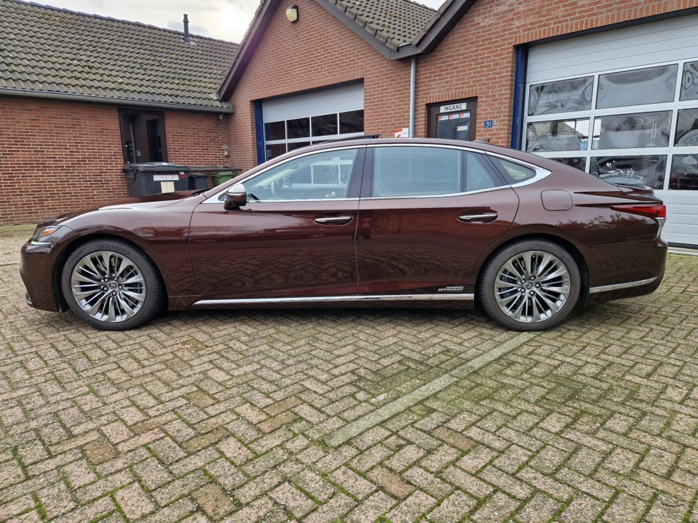 Foto van Lexus LS