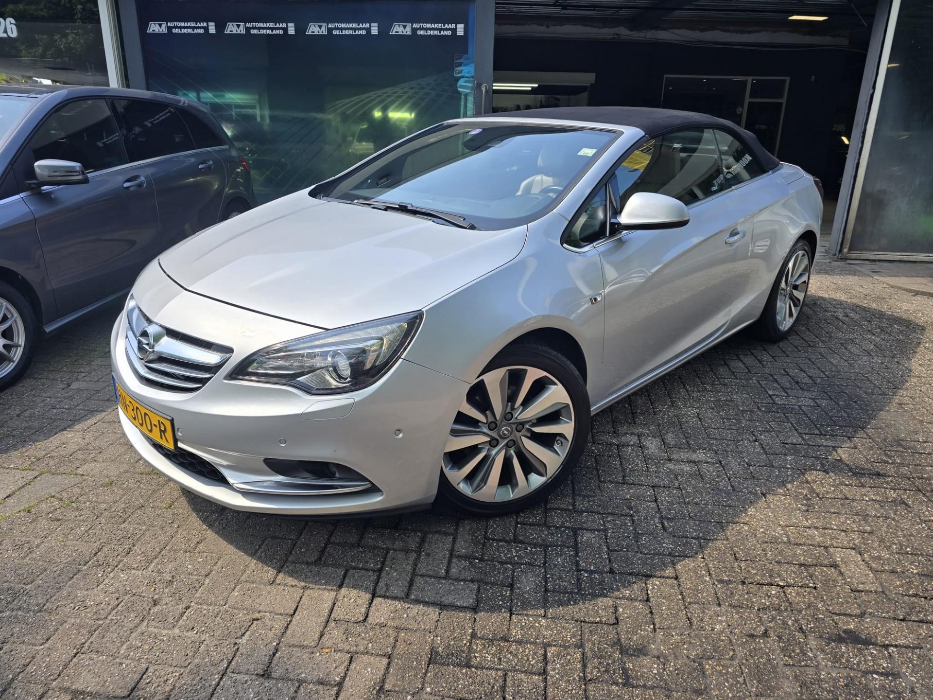 Opel Cascada 1.6 Turbo Cosmo | AUTOMAAT | 1E EIGENAAR | 12MND 2015 - voorkant