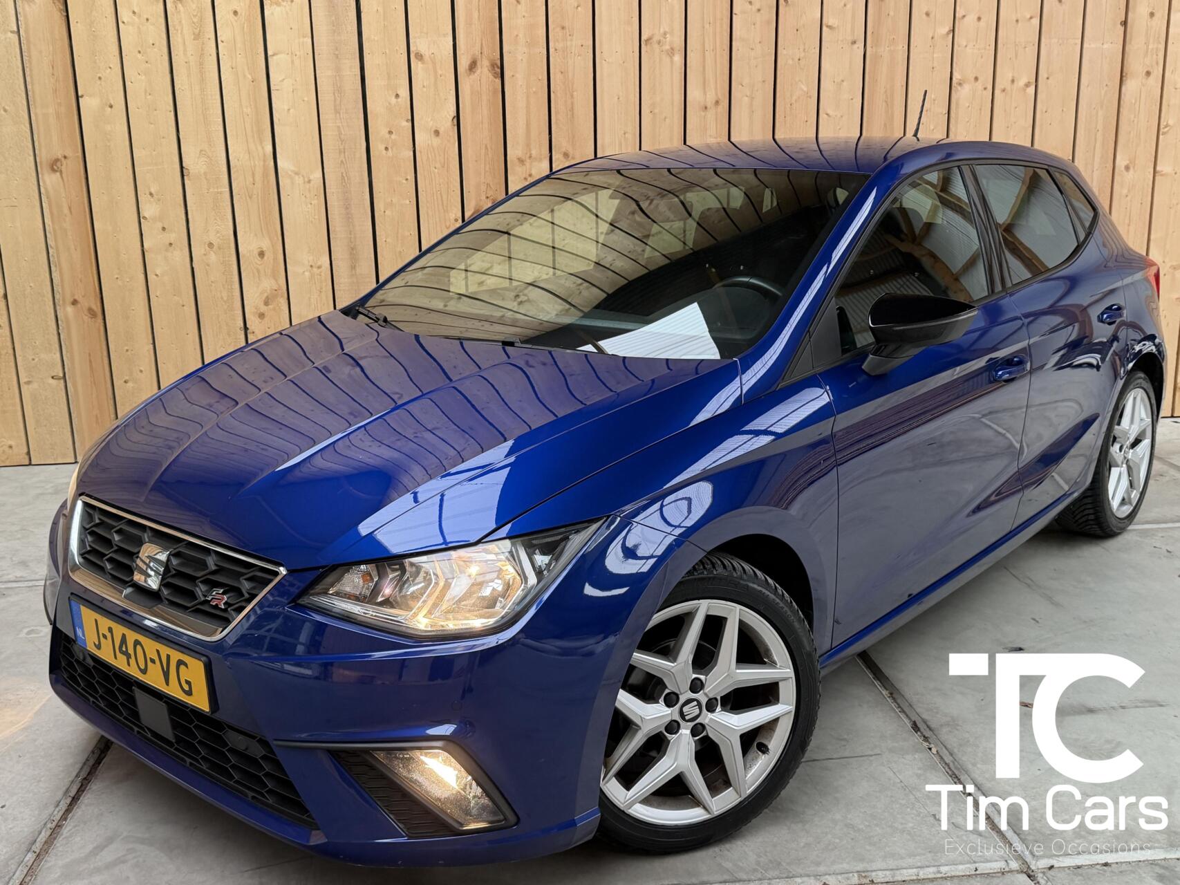 Seat Ibiza 1.0 TSI FR Business Intense Apple CarPlay/Android Auto | Achteruitrijcamera | Beats Audio | Cruise control | Getint glas | Navigatiesysteem | Parkeersensoren voor en achter 2020 - voorkant