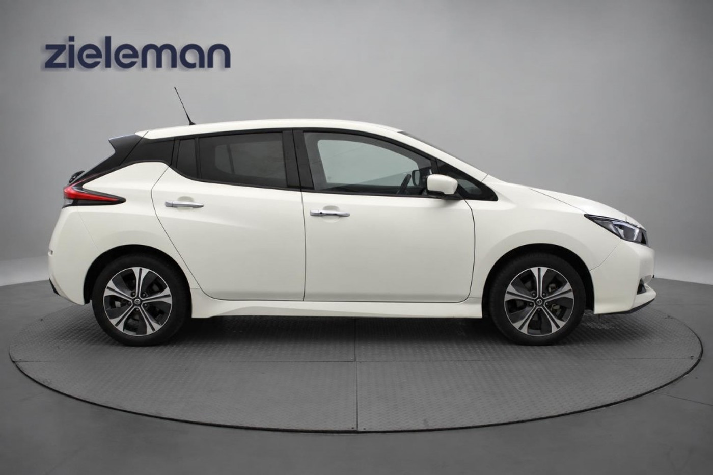 Foto van Nissan Nissan Leaf 62kwh