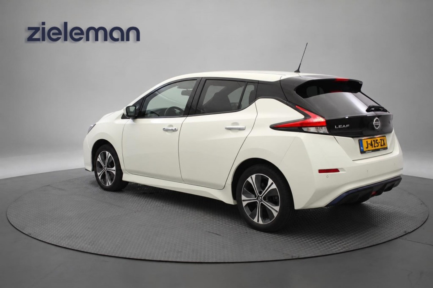 Foto van Nissan Nissan Leaf 62kwh