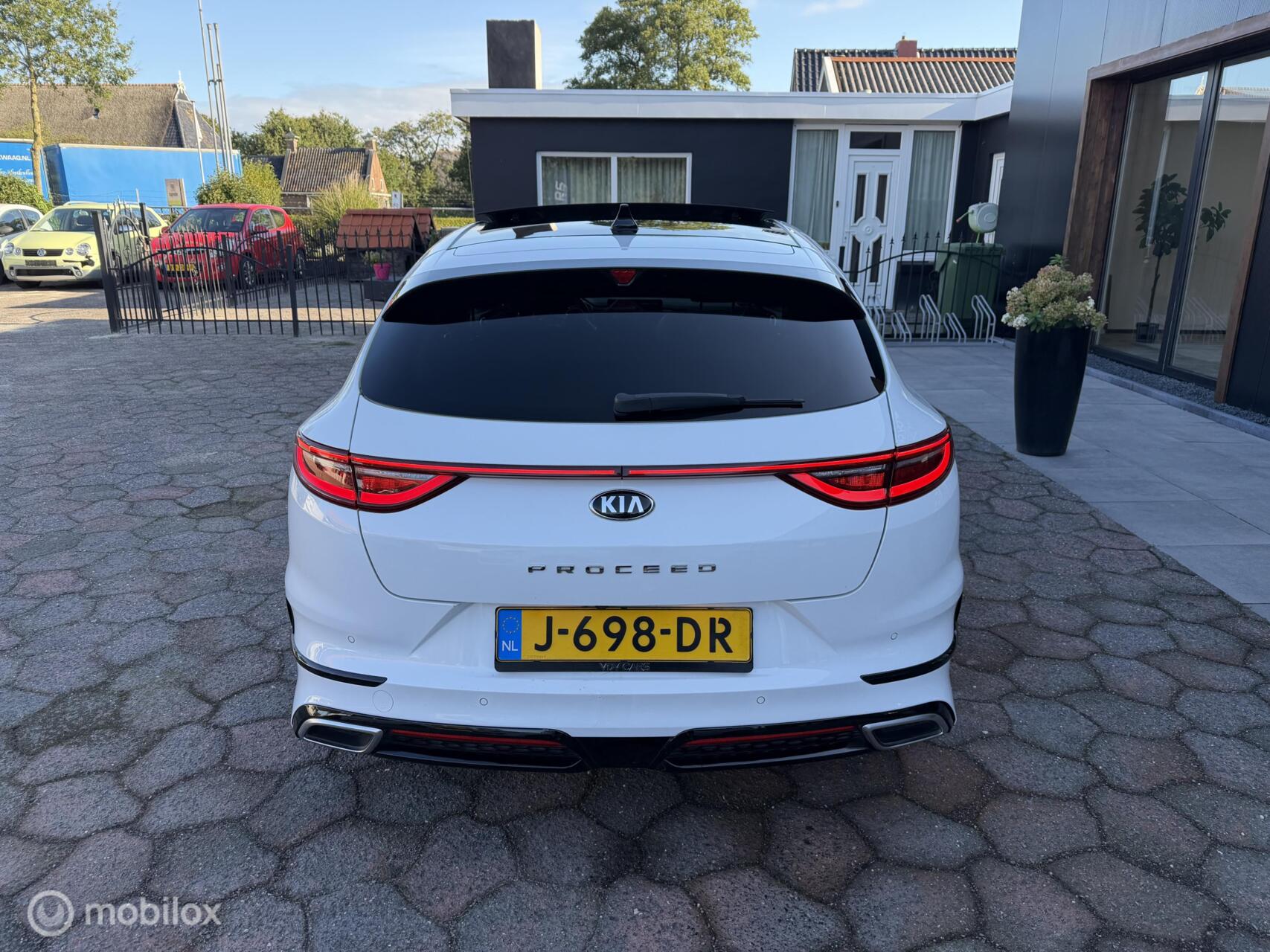 Foto van Kia Proceed