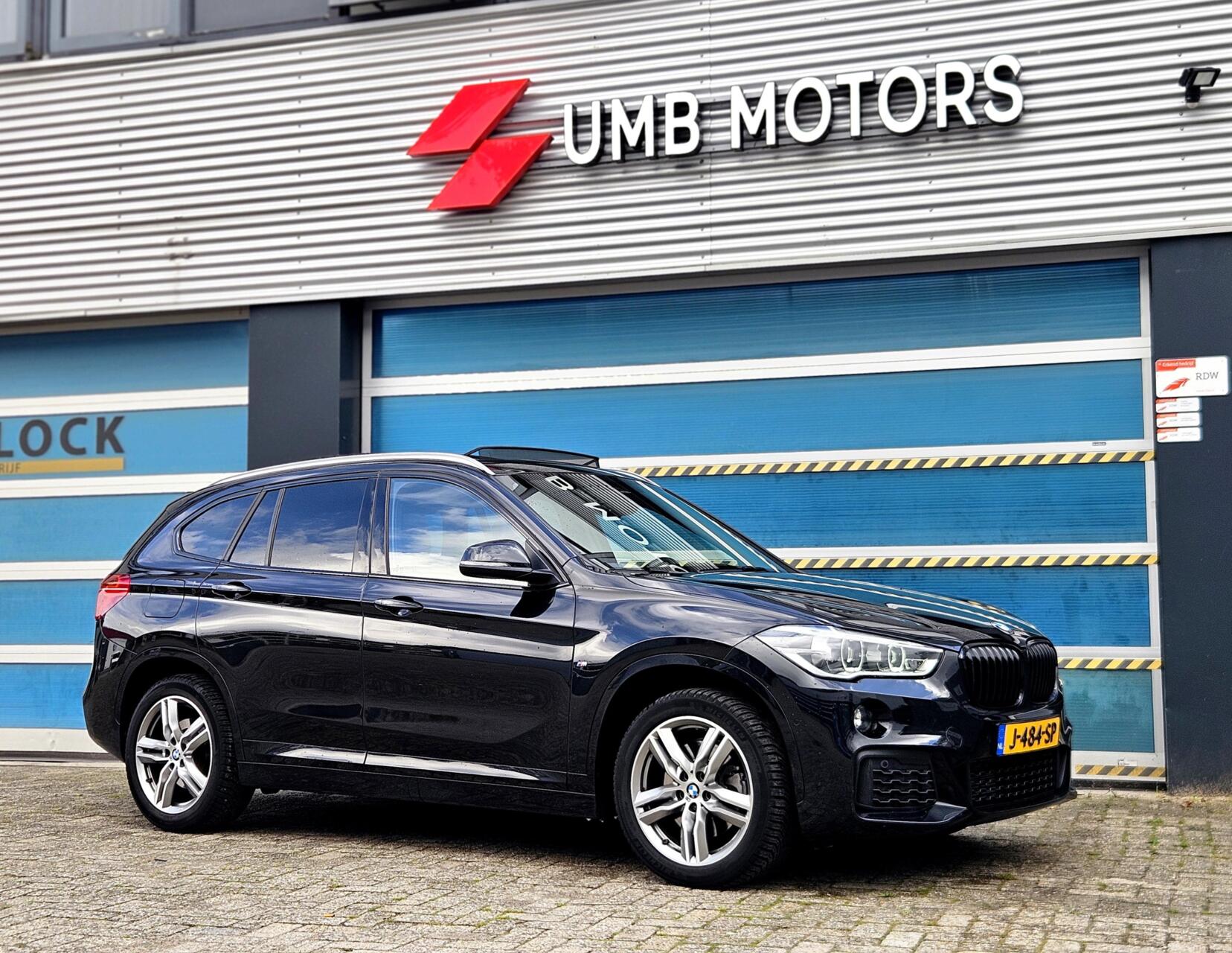 Foto van BMW X1 Sdrive20i