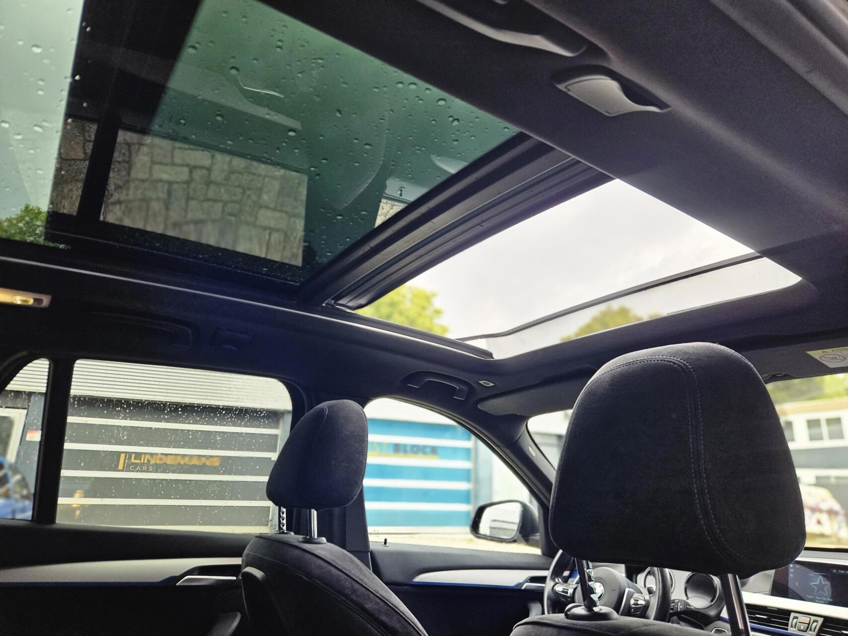 Foto van BMW X1 Sdrive20i