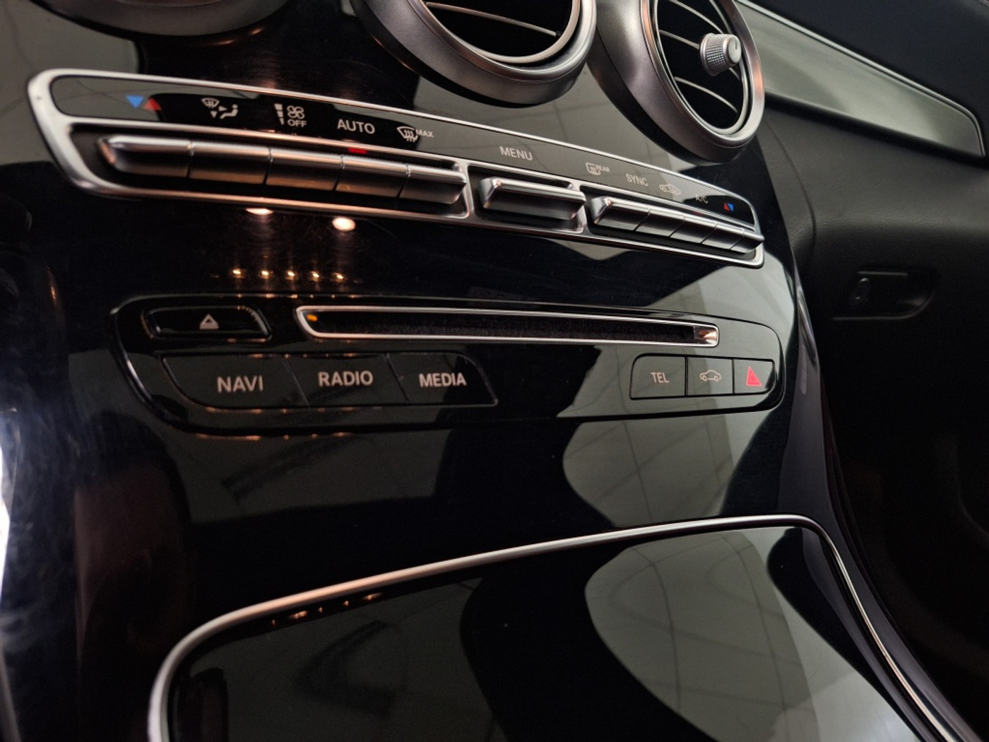 Foto van Mercedes-Benz C 200