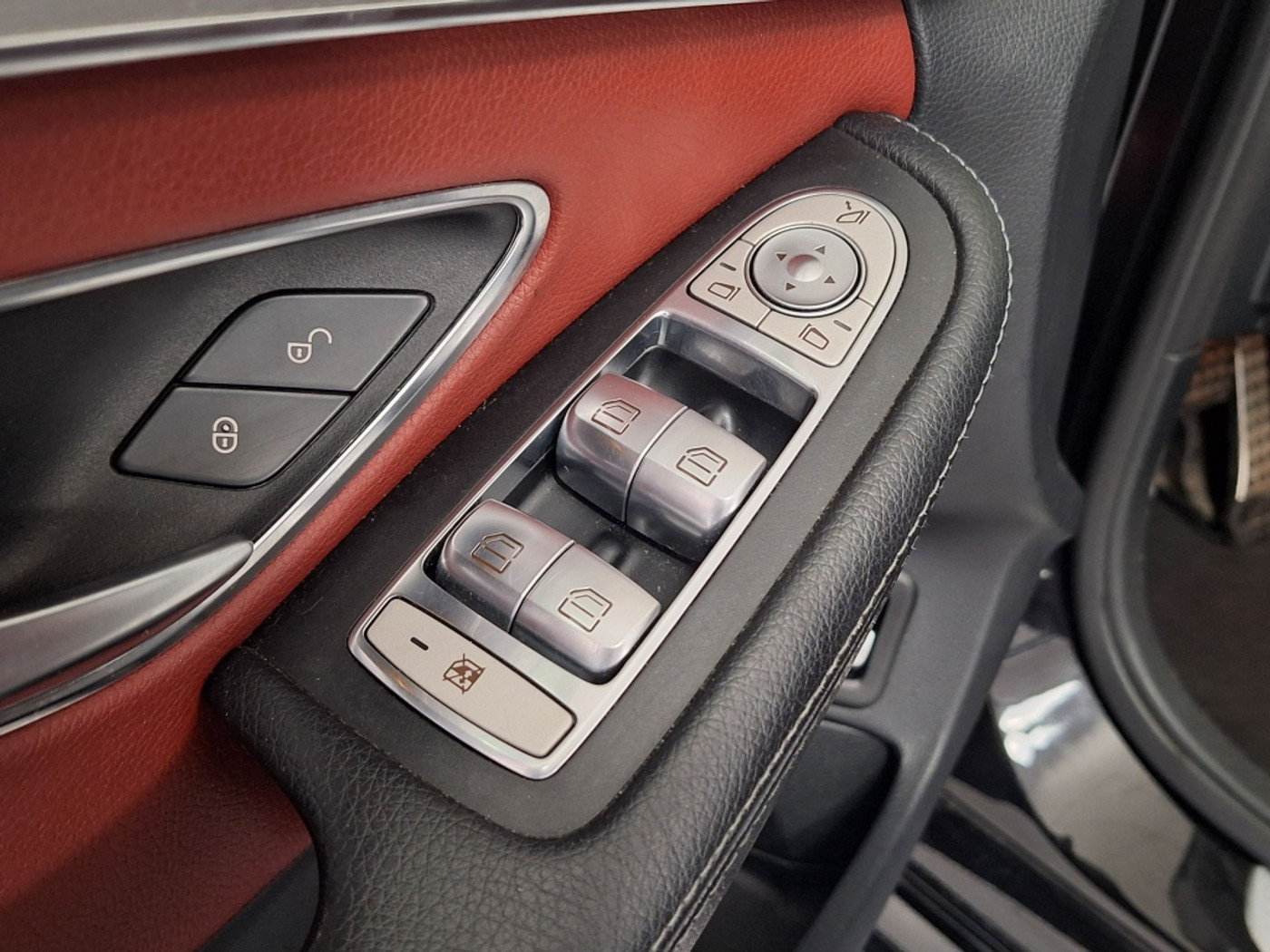 Foto van Mercedes-Benz C 200
