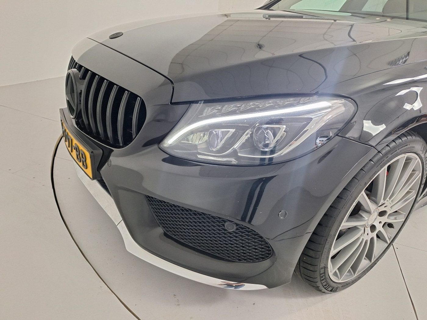 Foto van Mercedes-Benz C 200