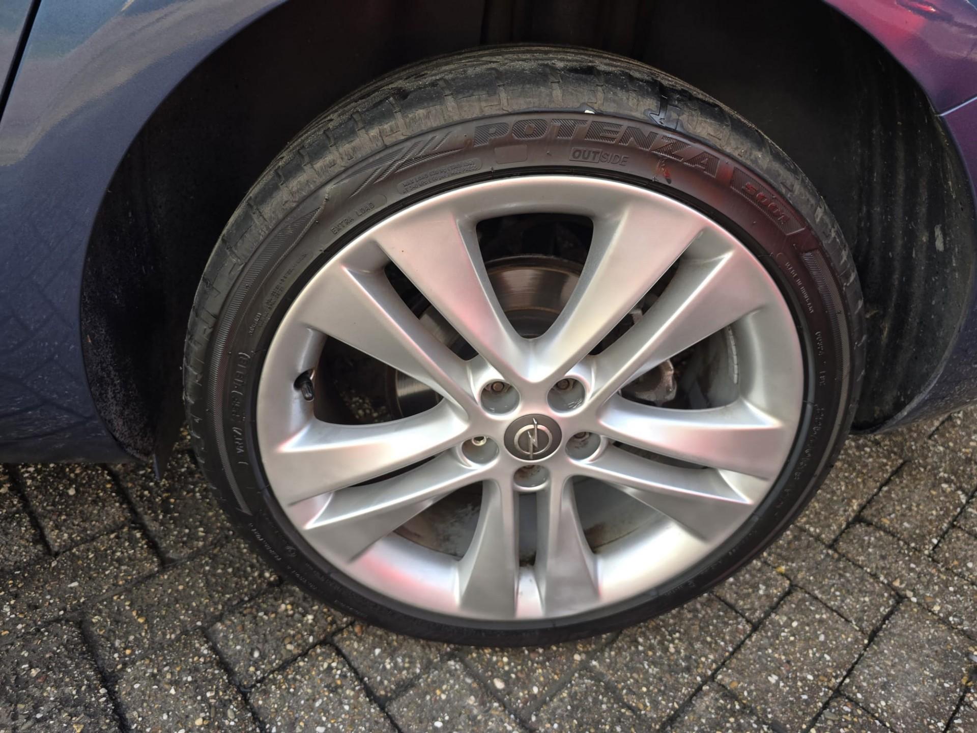 Foto van Opel Astra Notchback