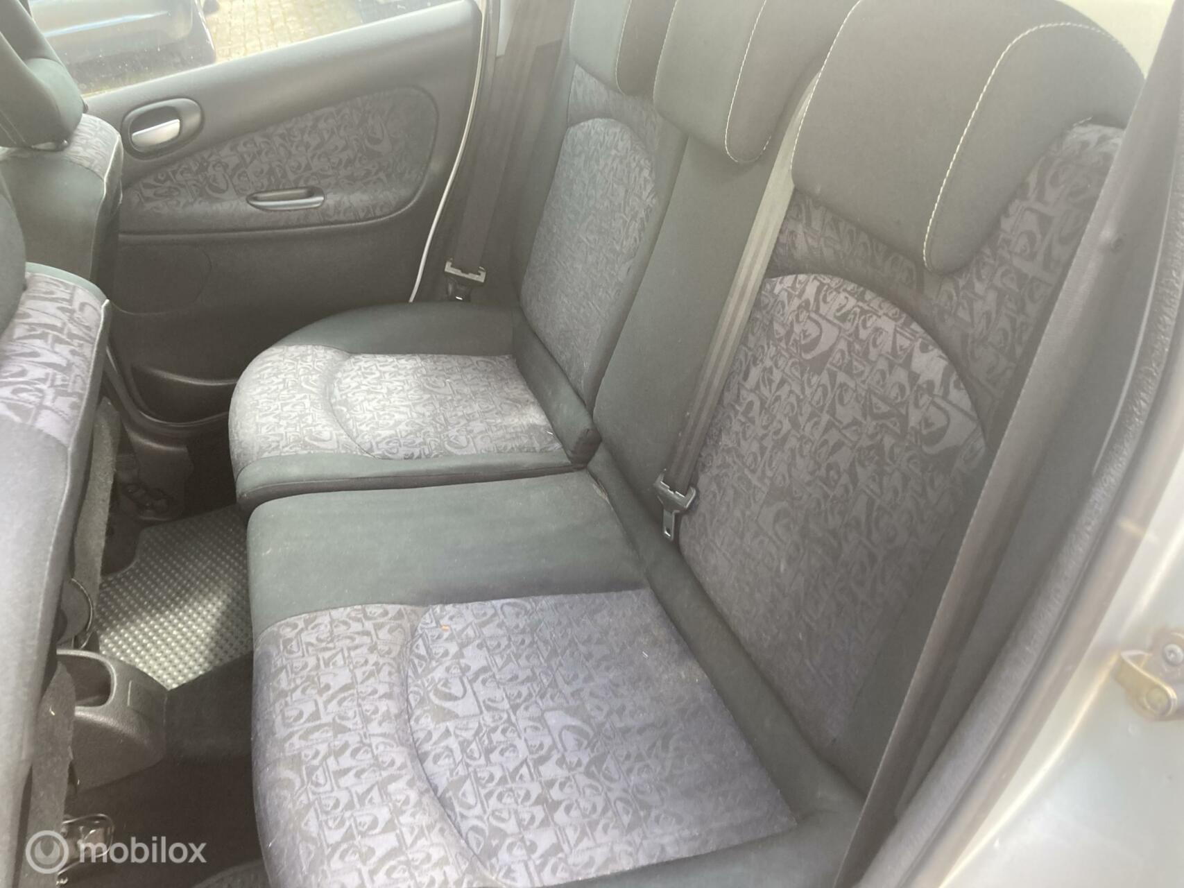 Foto van Peugeot 206 SW