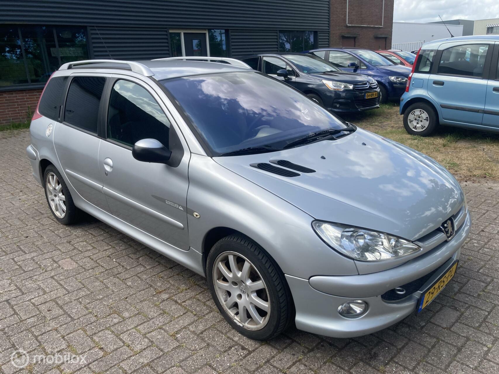 Foto van Peugeot 206 SW