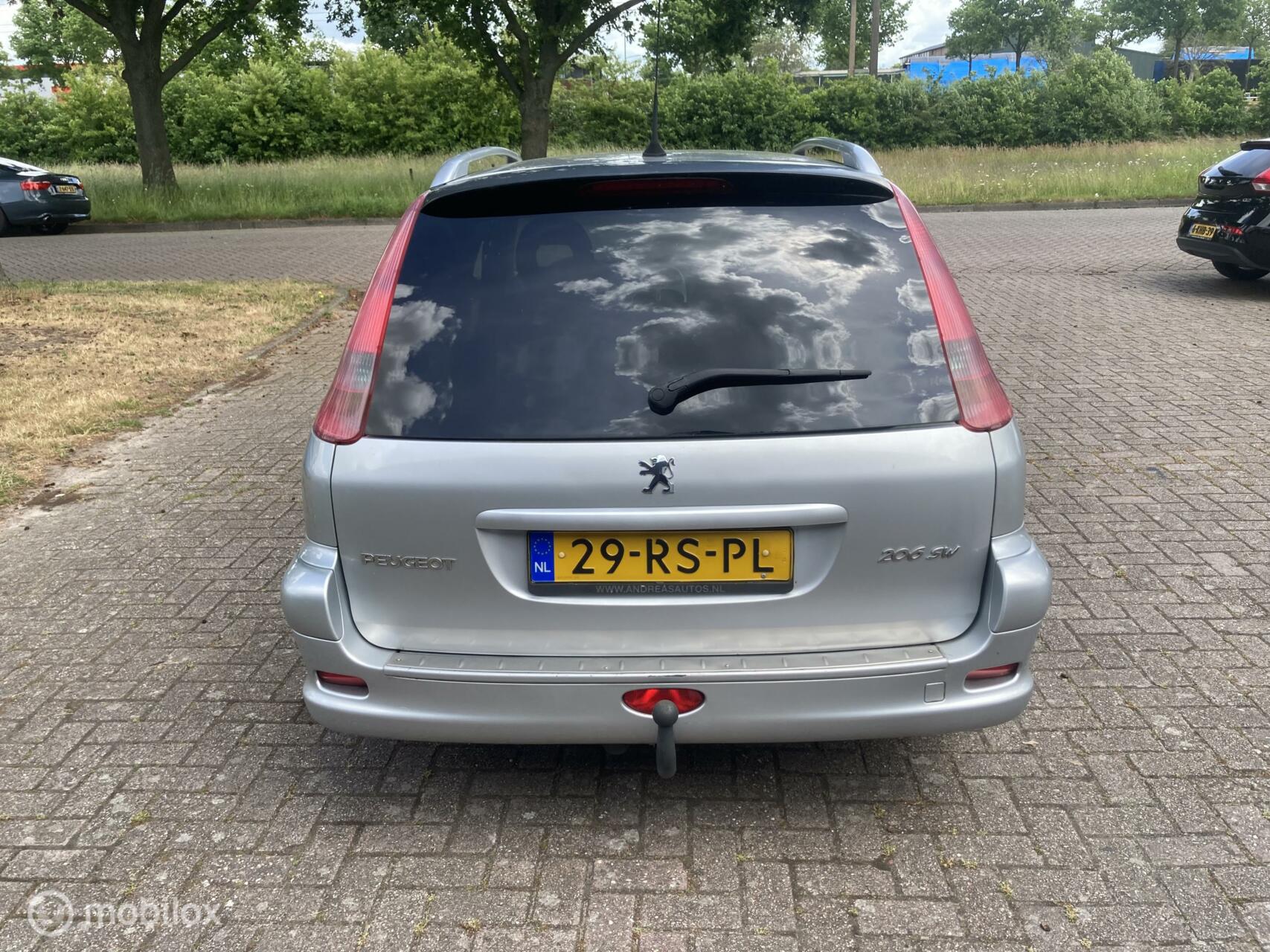 Foto van Peugeot 206 SW