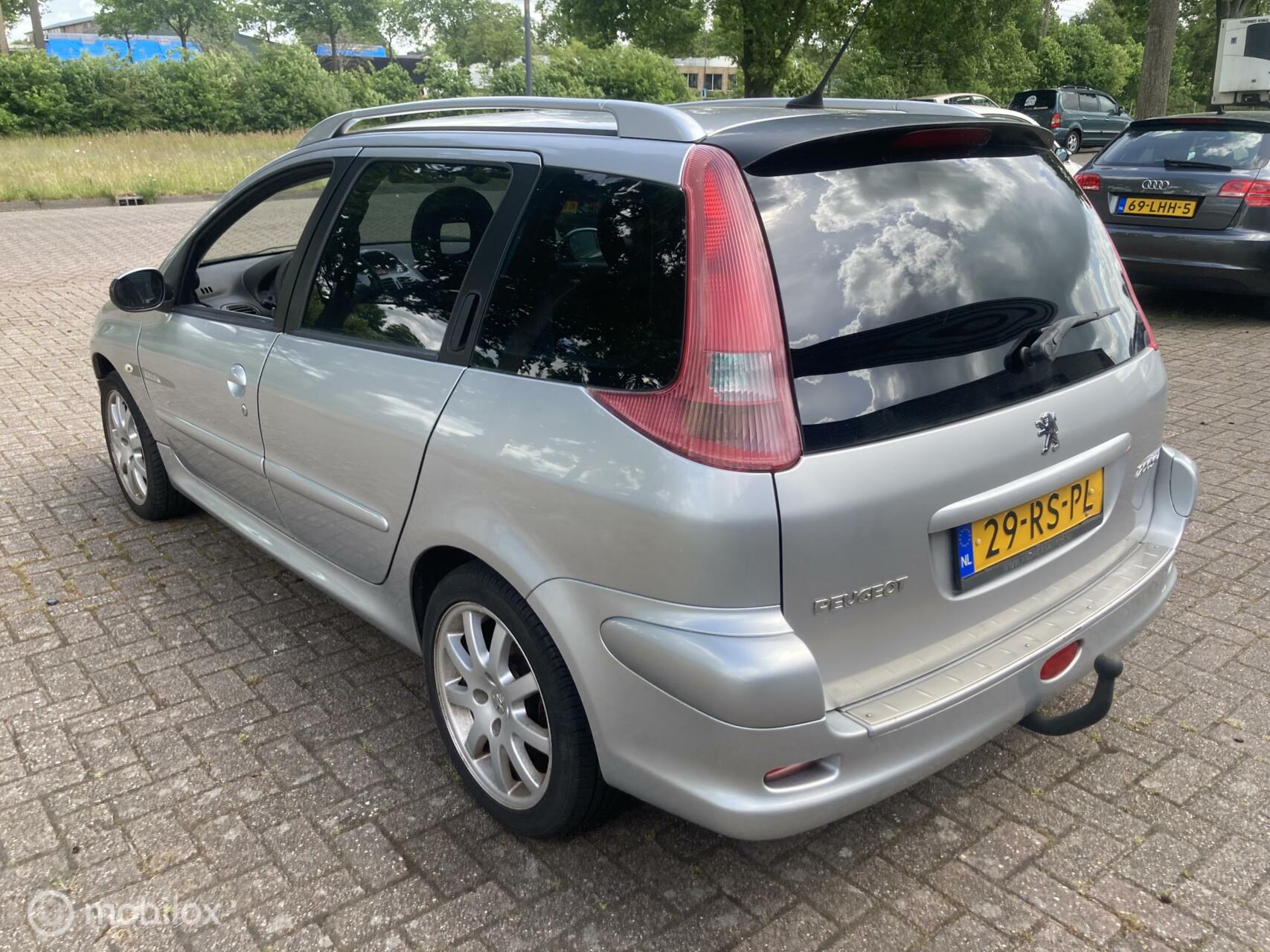 Foto van Peugeot 206 SW