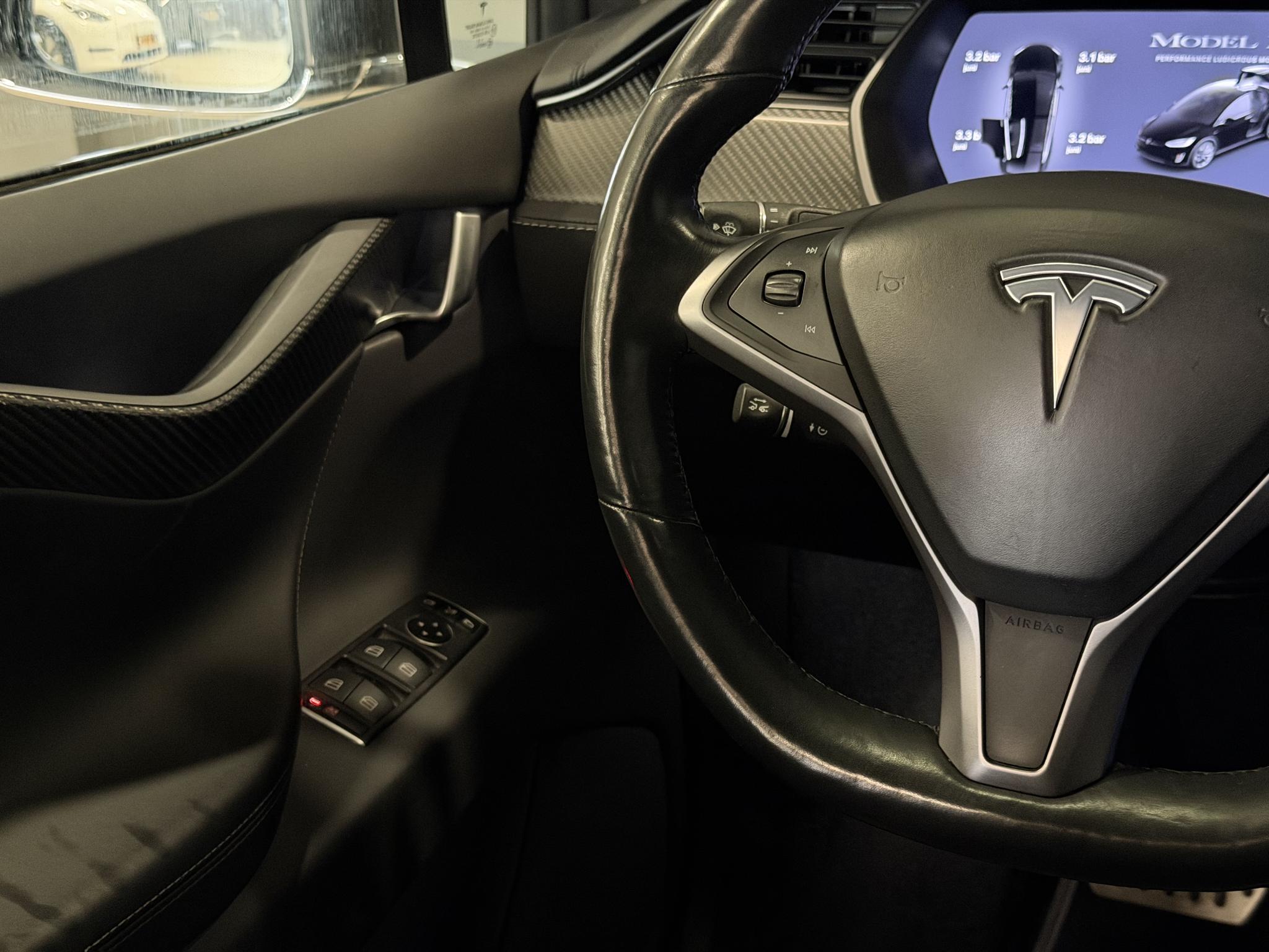 Foto van Tesla Model X