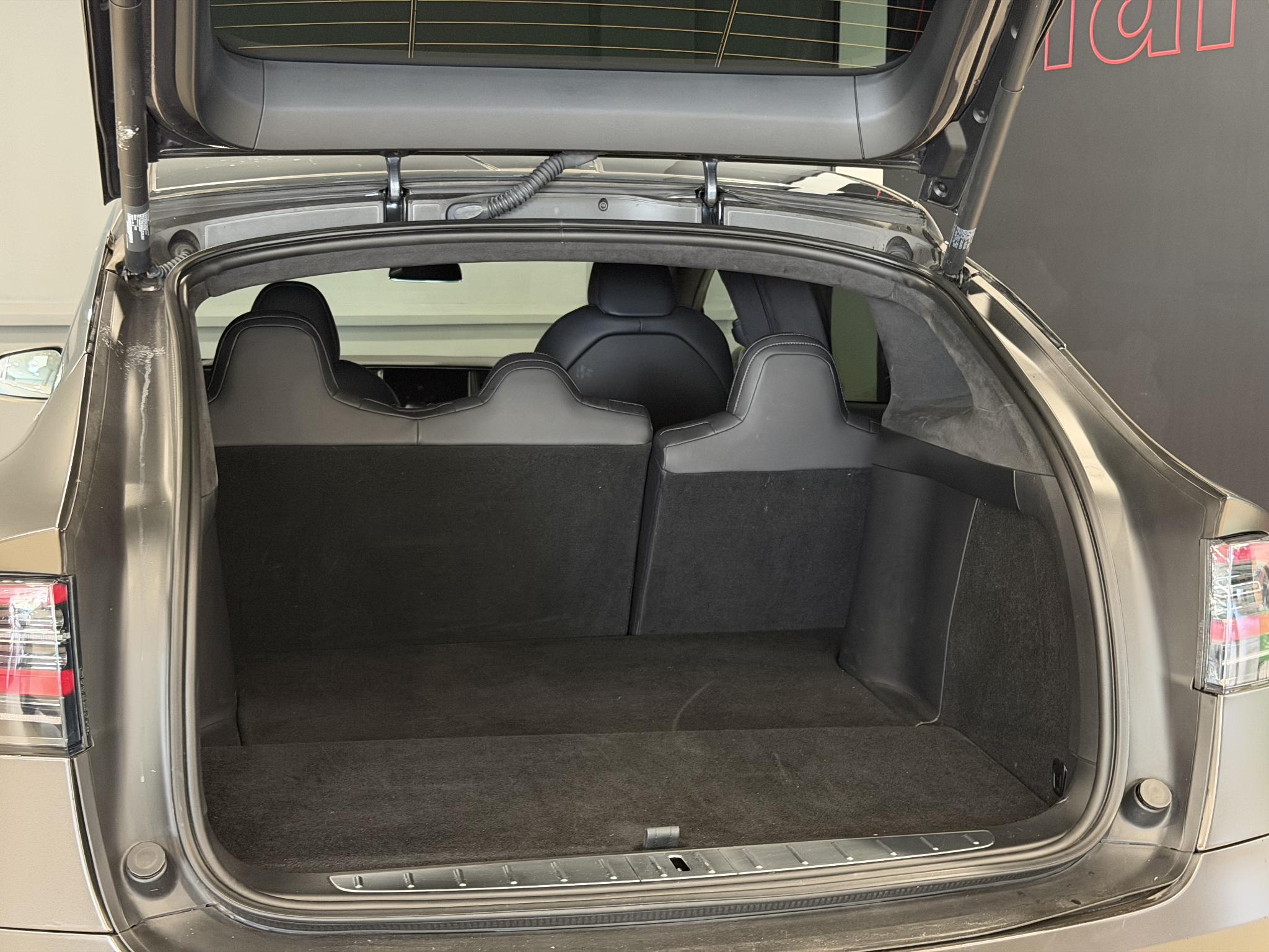 Foto van Tesla Model X