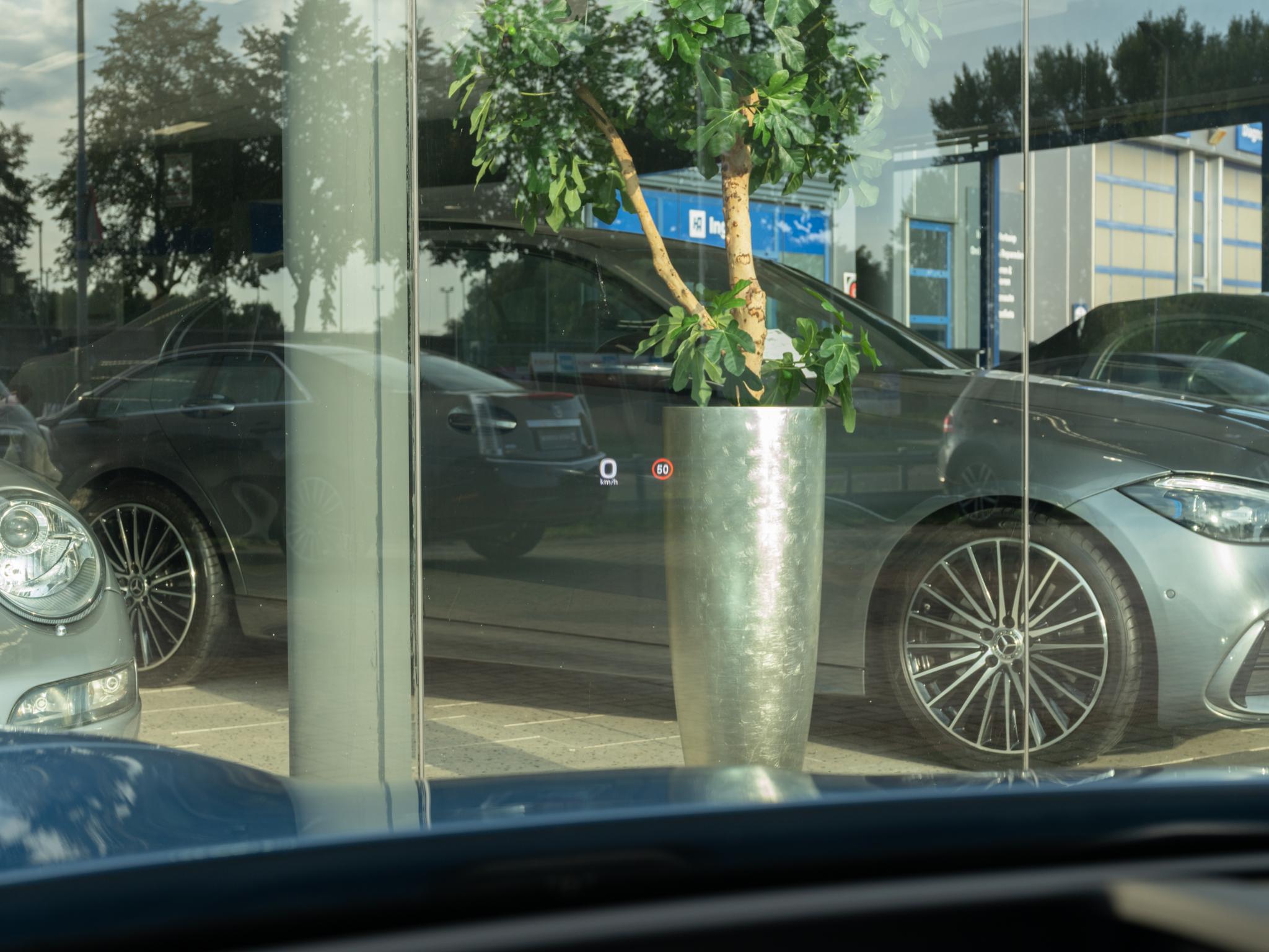 Foto van Porsche Taycan Turbo S