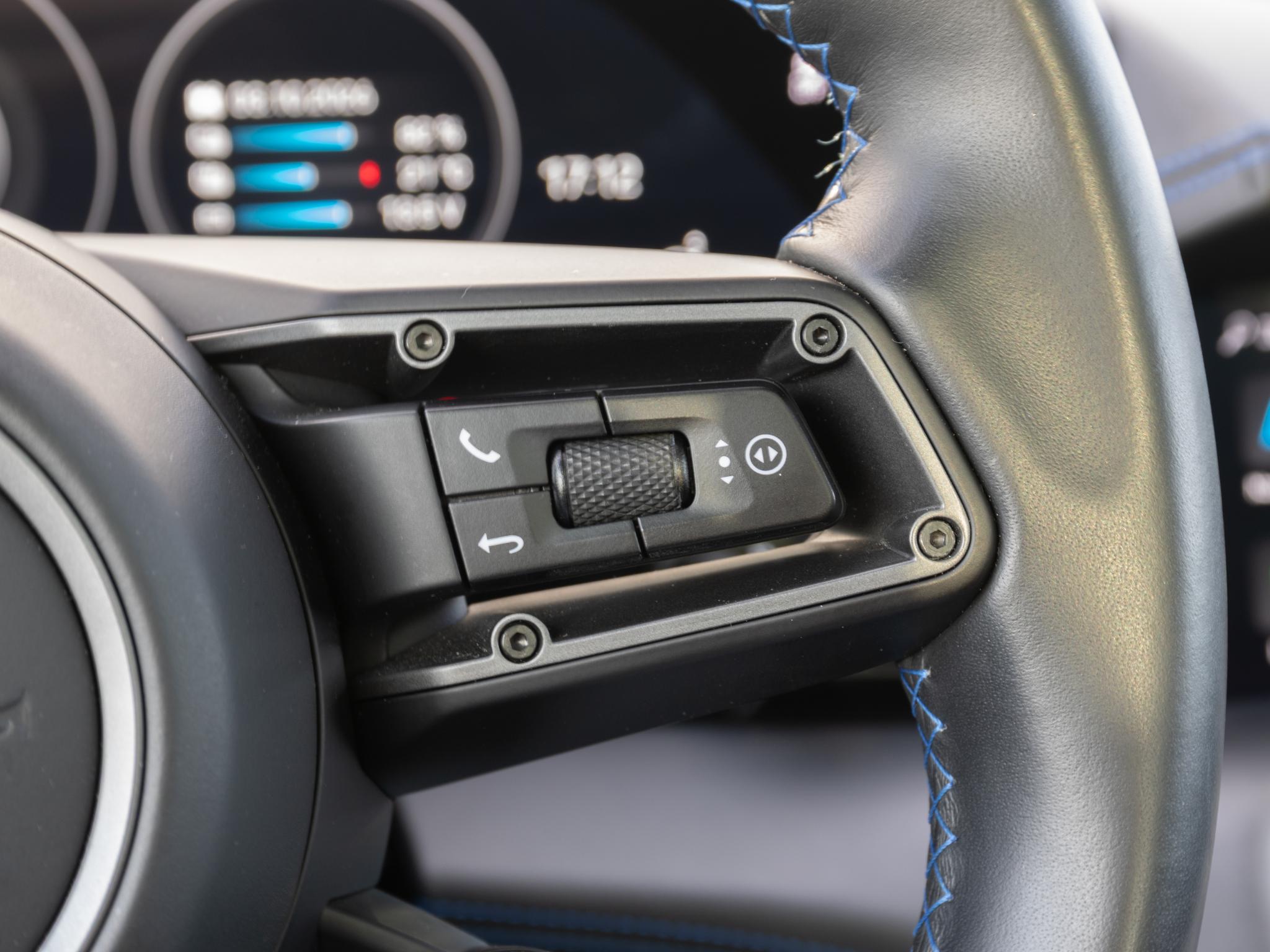 Foto van Porsche Taycan Turbo S