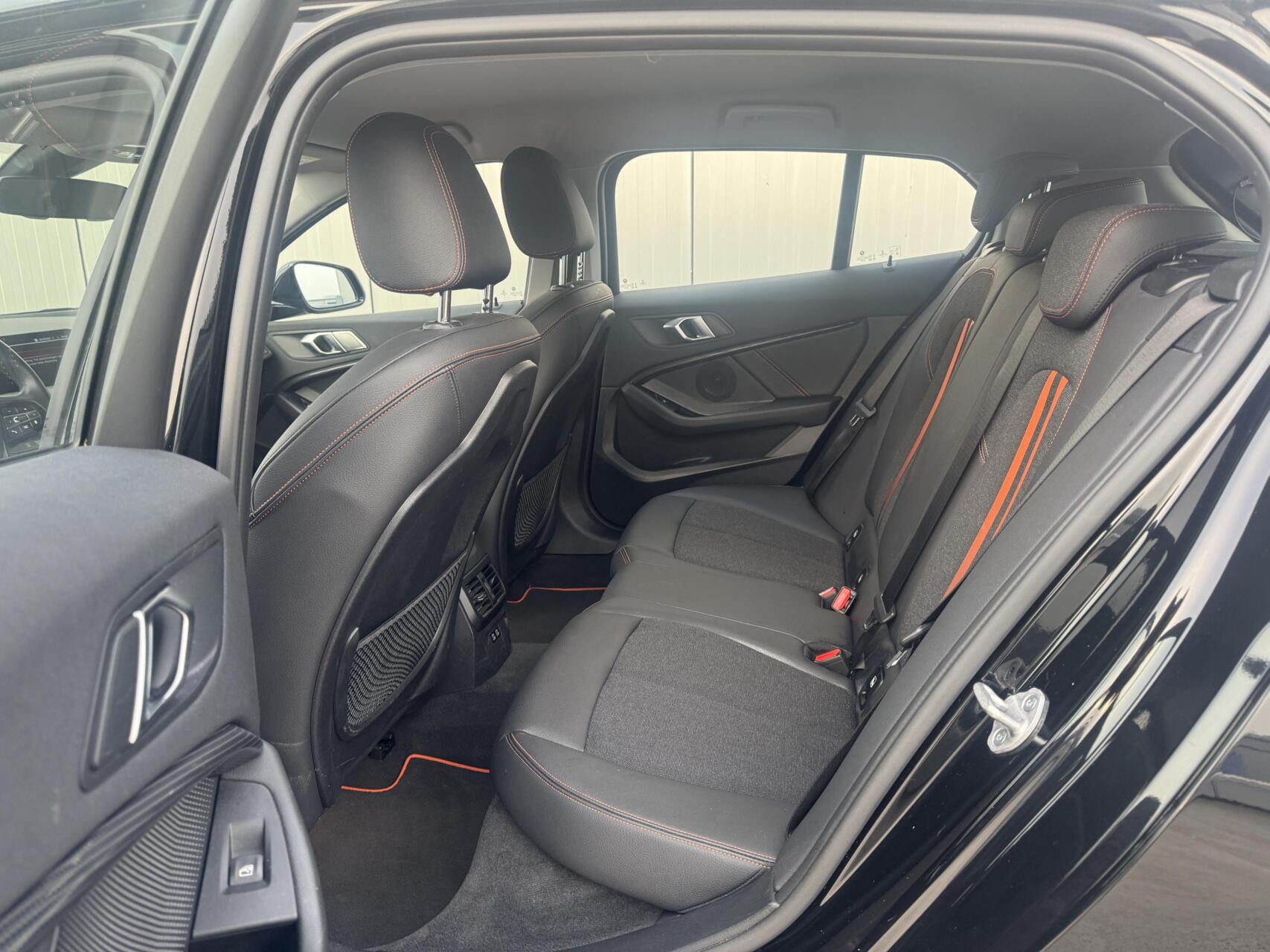 Foto van BMW 118i