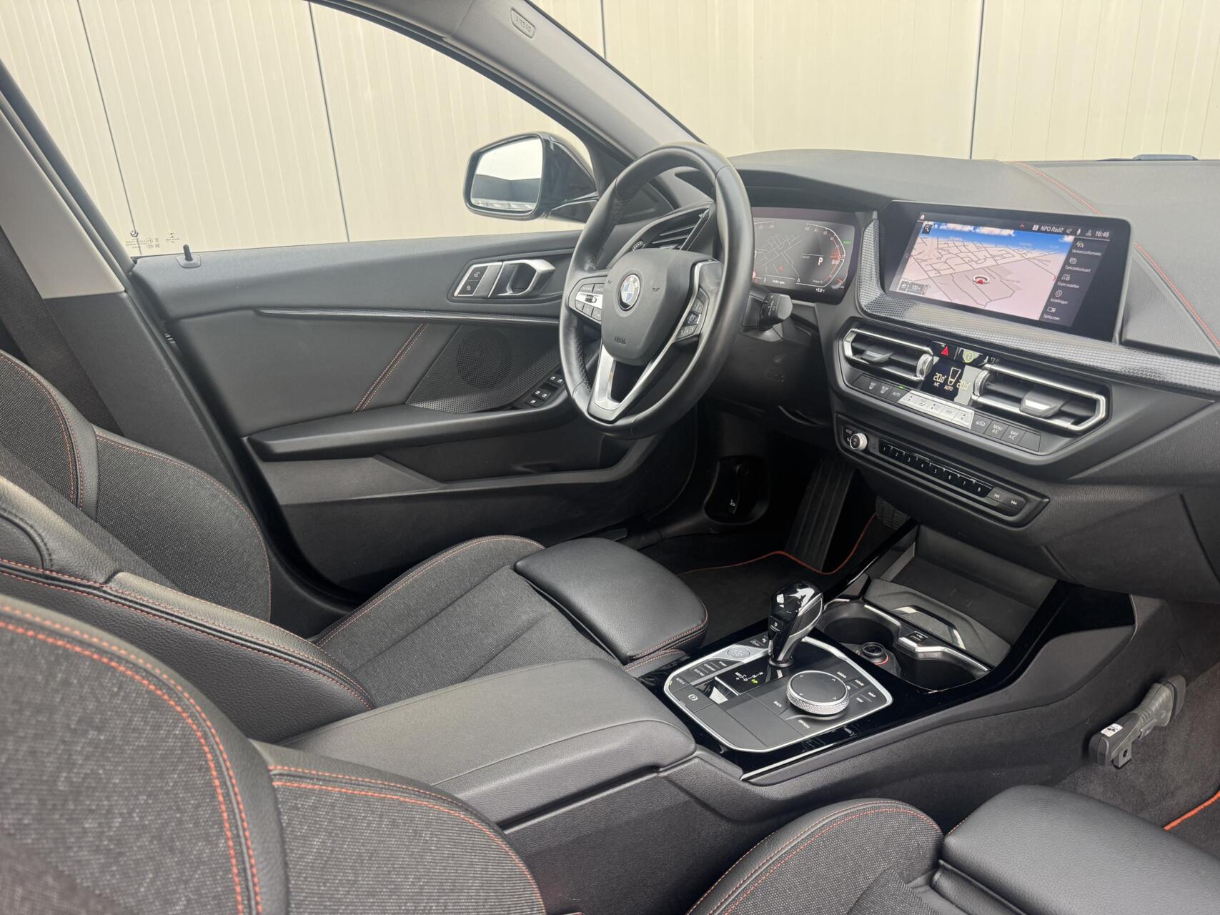Foto van BMW 118i