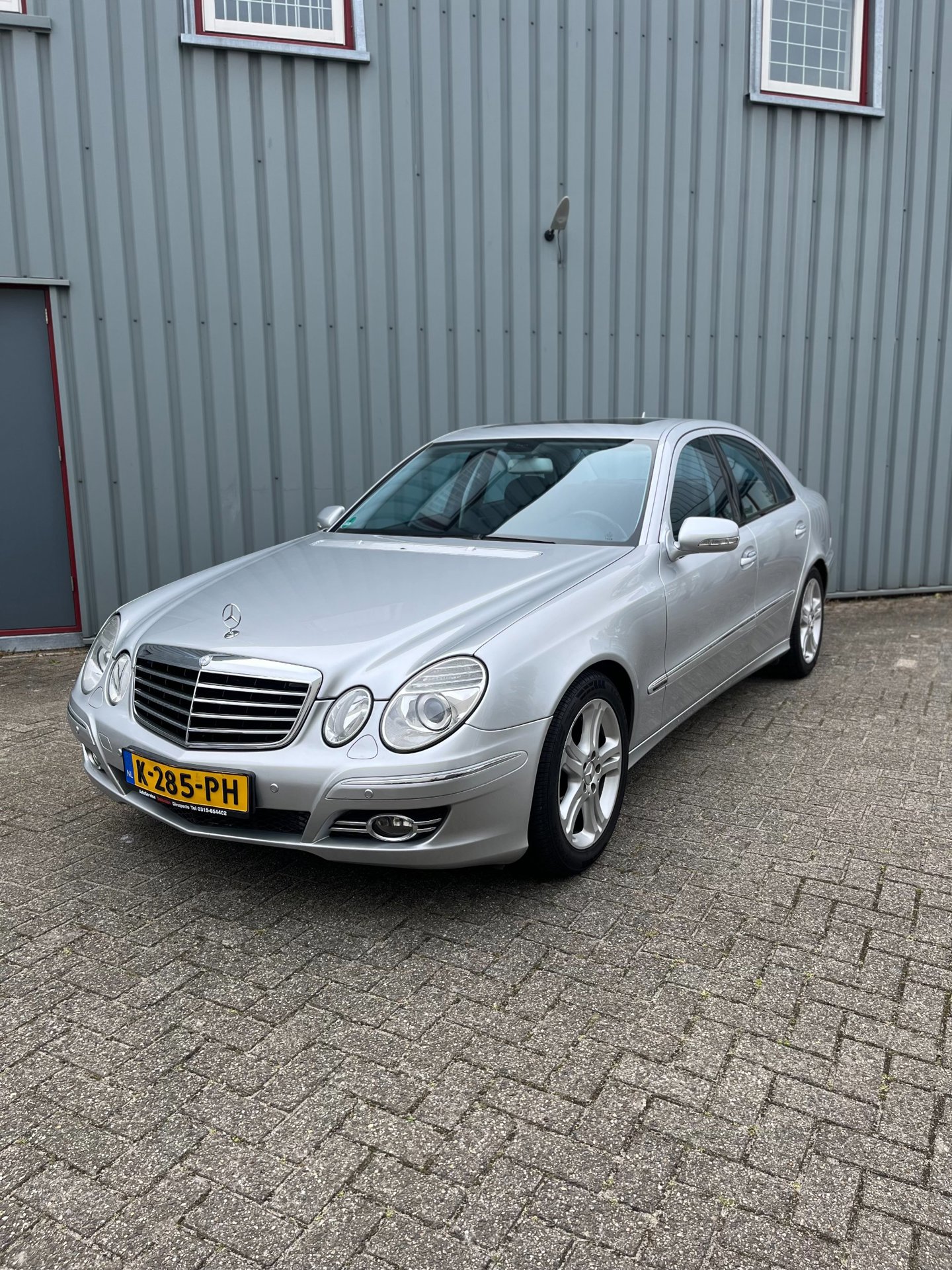 Foto van Mercedes-Benz E 200 Kompressor