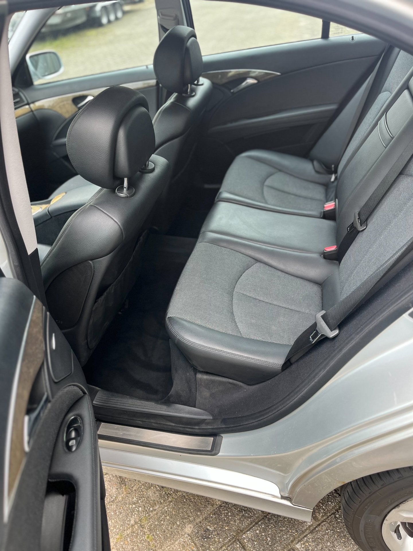 Foto van Mercedes-Benz E 200 Kompressor