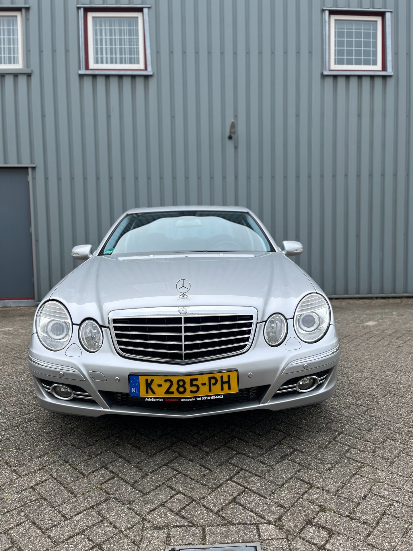 Foto van Mercedes-Benz E 200 Kompressor