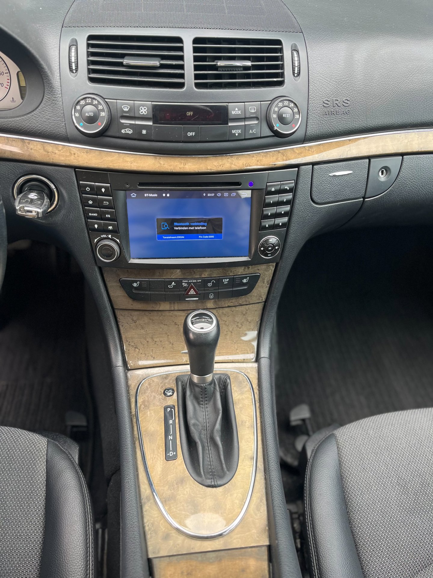 Foto van Mercedes-Benz E 200 Kompressor