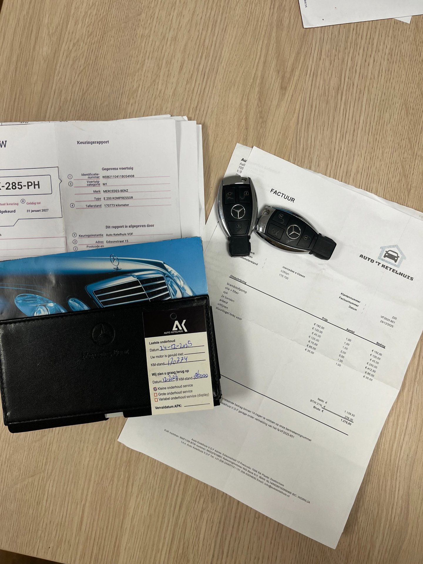 Foto van Mercedes-Benz E 200 Kompressor
