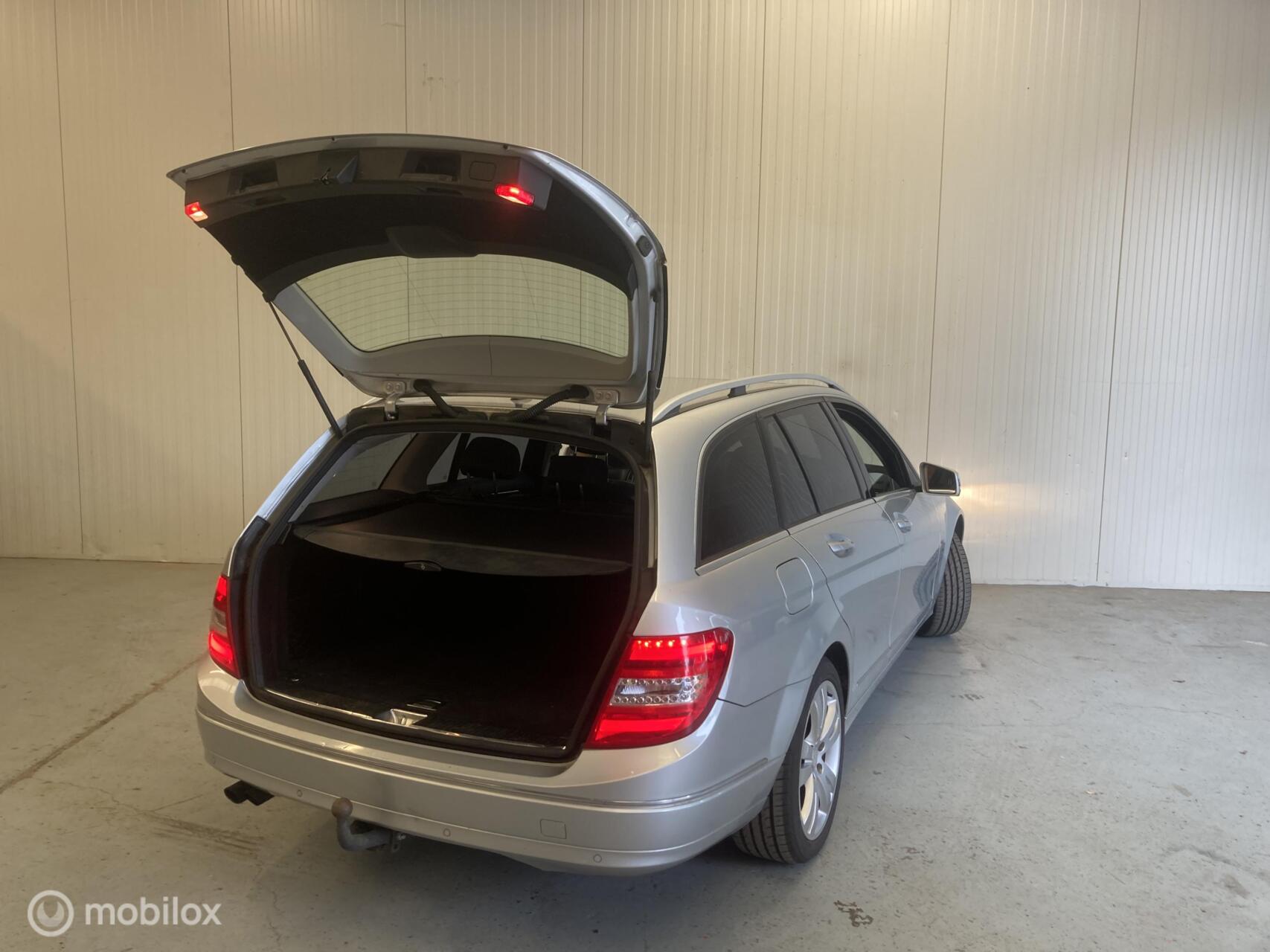 Foto van Mercedes-Benz C-klasse Estate