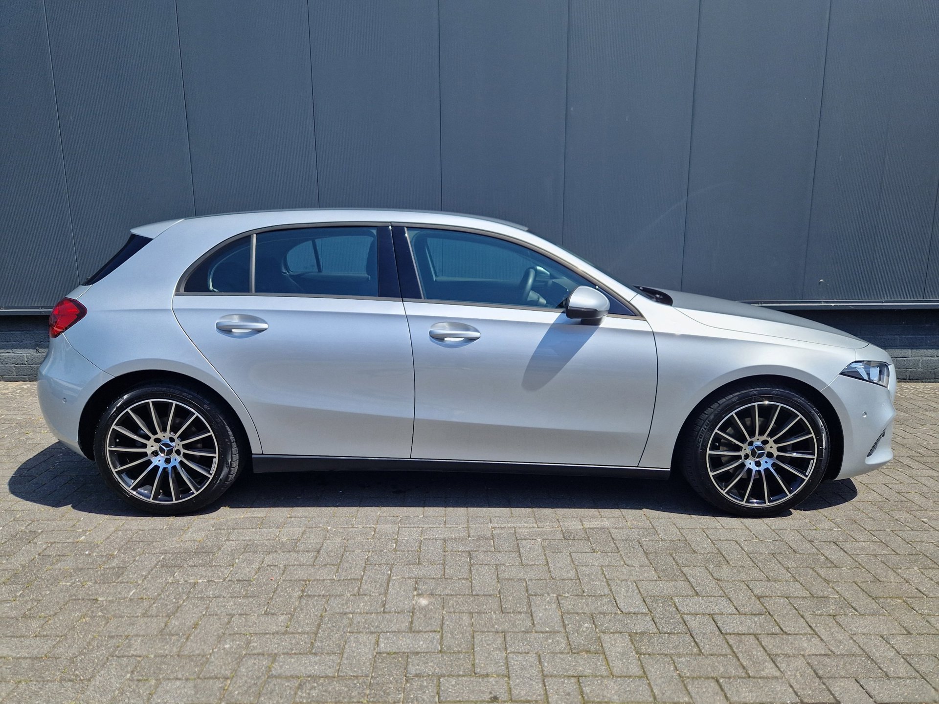 Foto van Mercedes-Benz A 200