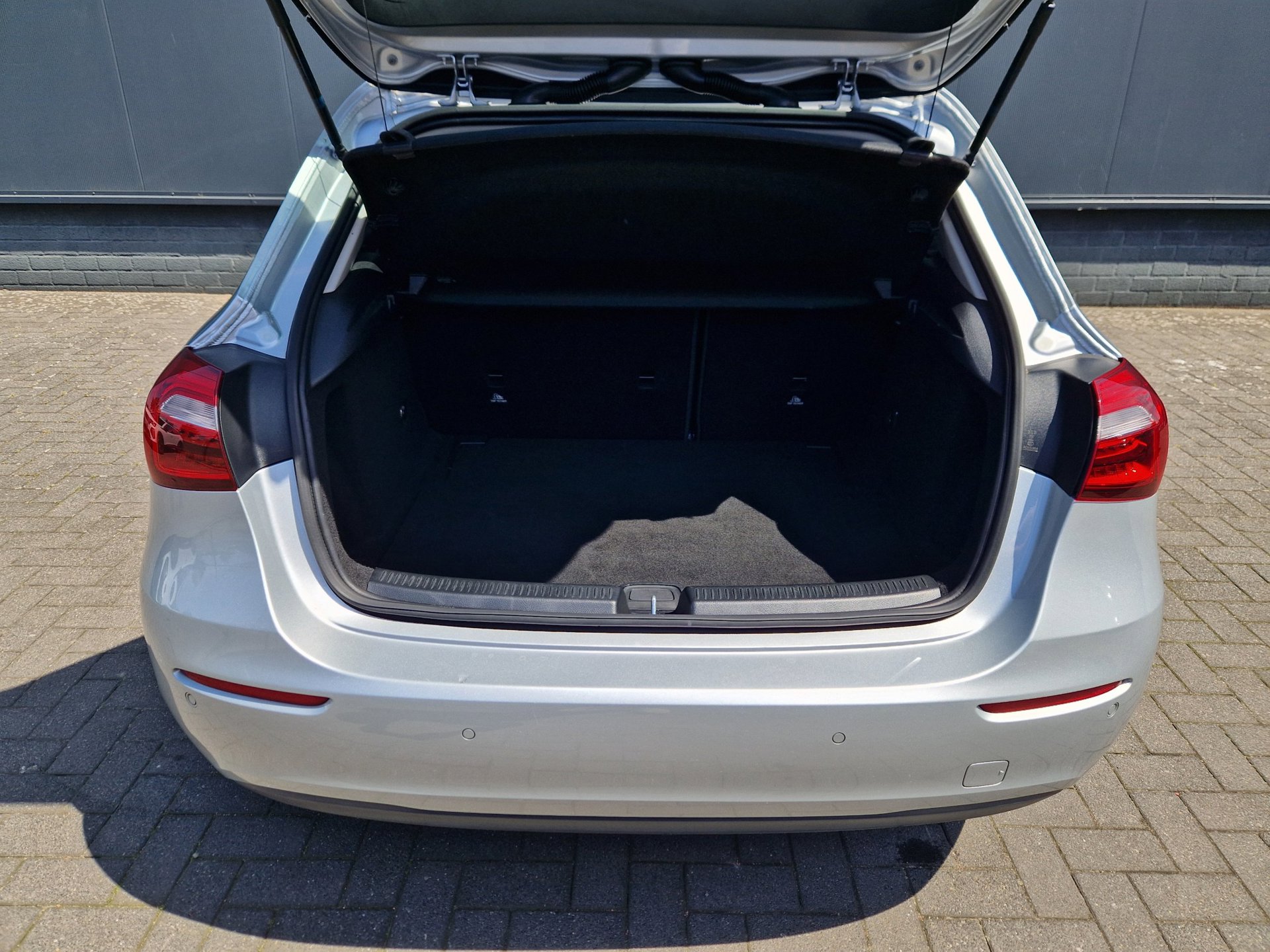 Foto van Mercedes-Benz A 200