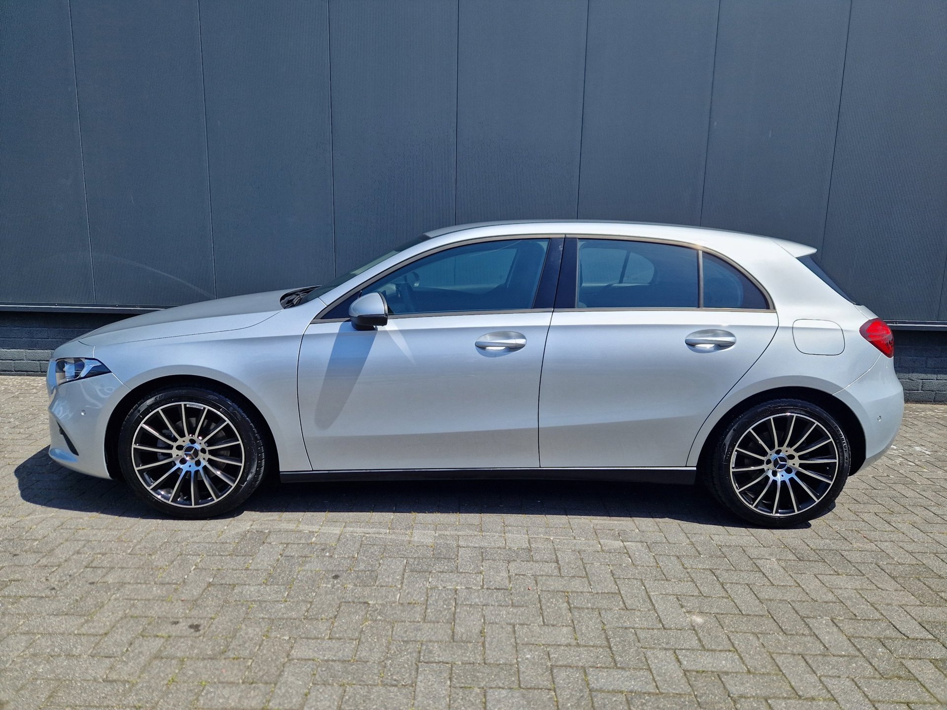 Foto van Mercedes-Benz A 200